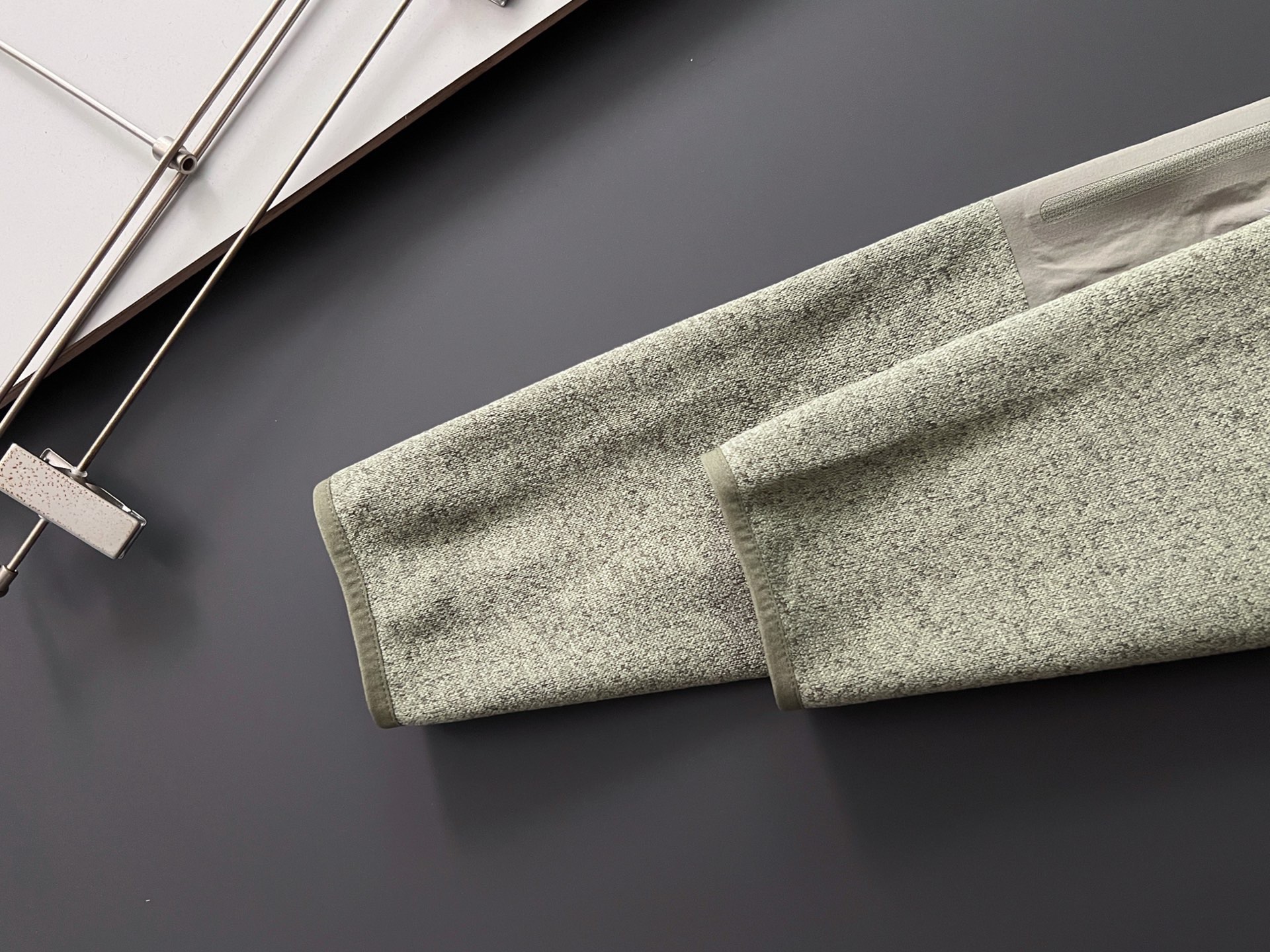 ）始祖🐦*🌟最高版｜独家 高端定制。 纯棉针织卫衣拉链衫，精美工艺圆领款，独家薄绒平绒内里复合柔软贴身科