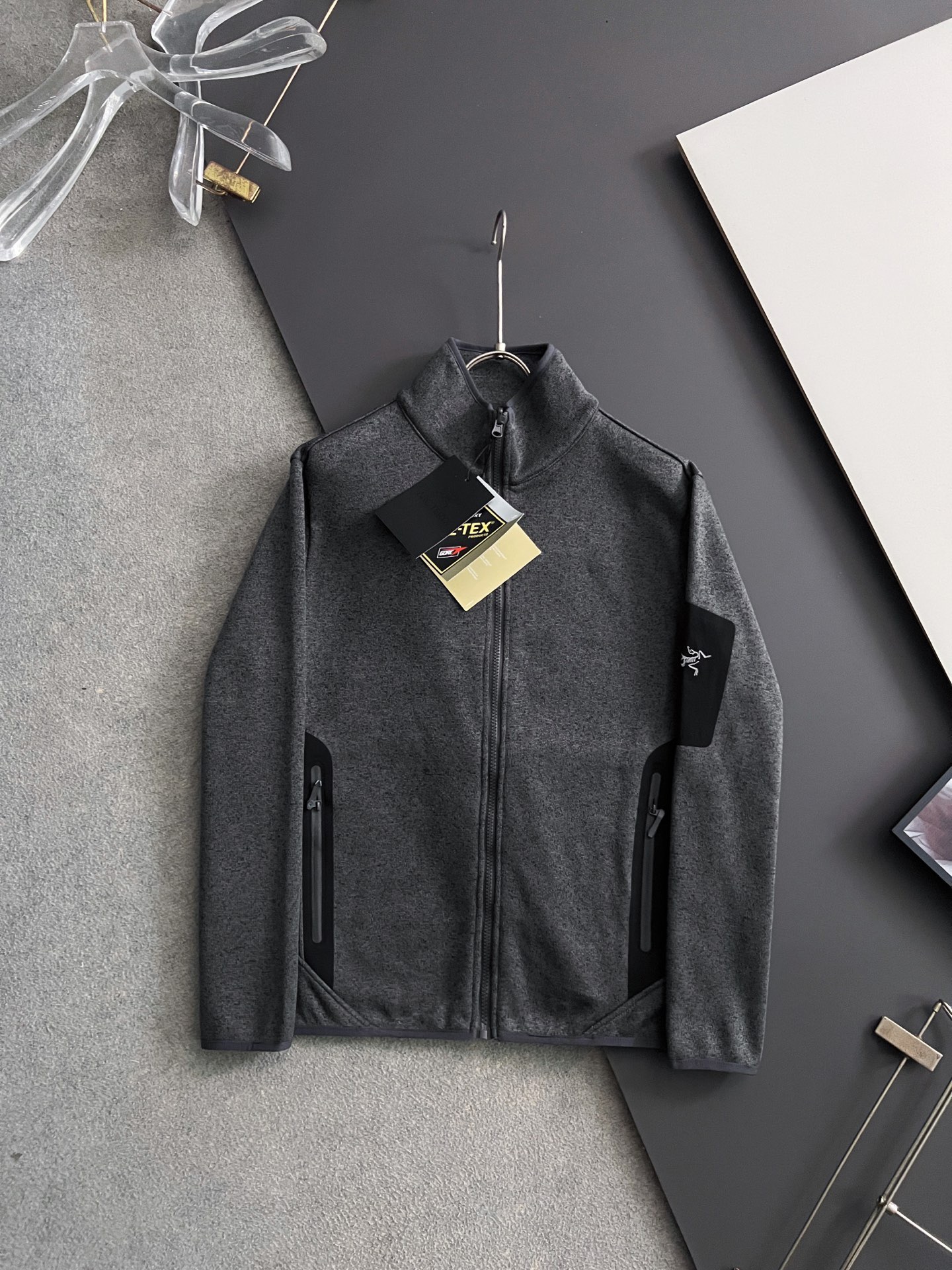 ）始祖🐦*🌟最高版｜独家 高端定制。 纯棉针织卫衣拉链衫，精美工艺圆领款，独家薄绒平绒内里复合柔软贴身科