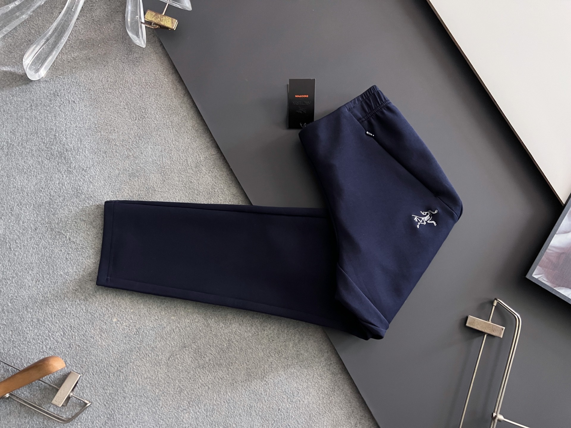 ） 始祖🐦ARC🌟2026Ss最新款男士轻商务工装软壳休闲裤.....……标志性的鸟家LOGO刺绣 休闲