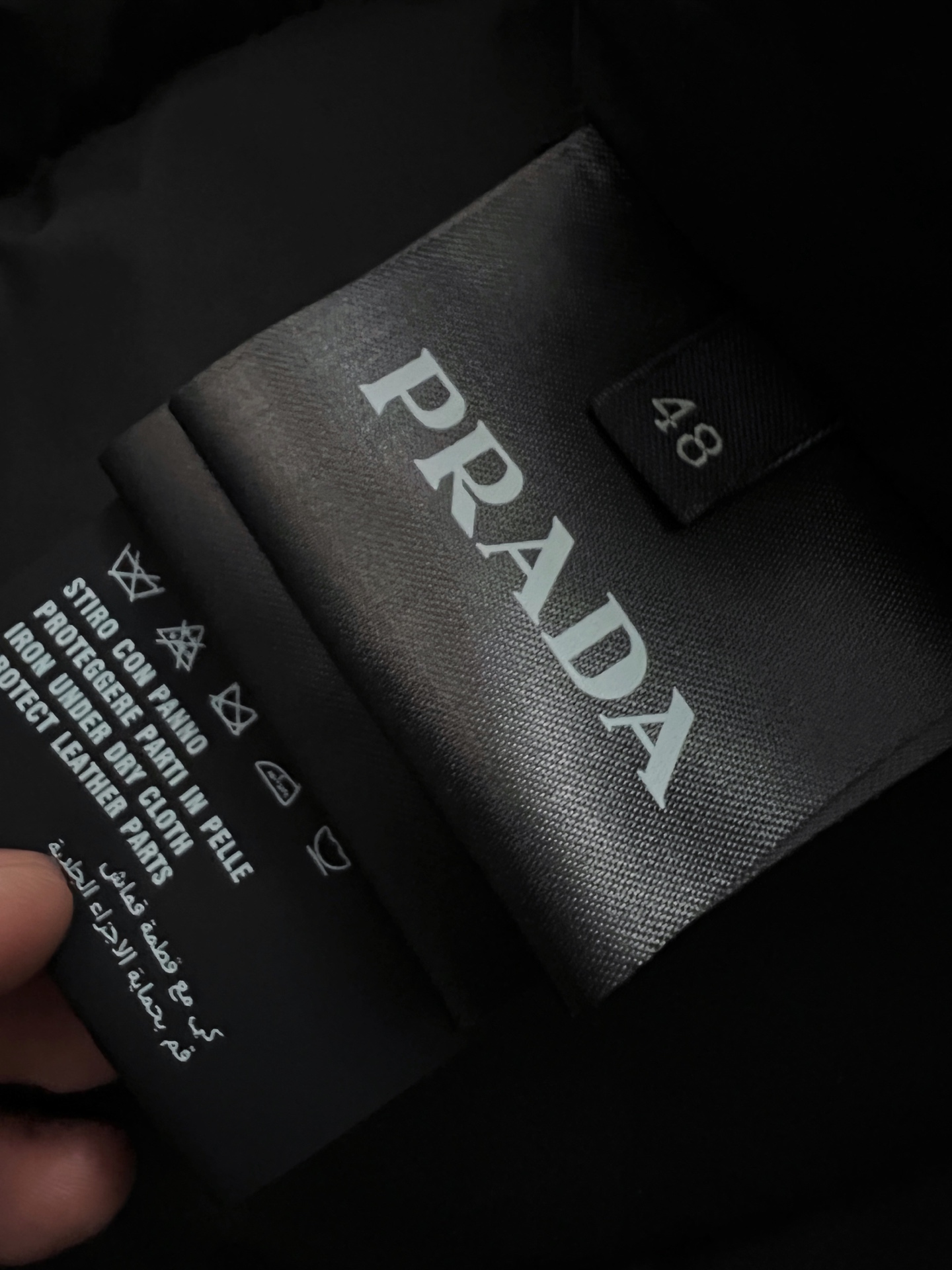 ）Prad*（鹅绒）2025最新蒙家时尚休闲男装马甲系列！经典设计！Albyt羽绒马甲可在天气舒适时单独