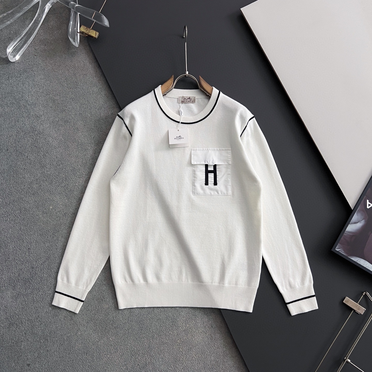 ）Her*·2025款毛衣，秋冬最新款！高品质意大利进口面料，高密度针织，百搭毛衣，内搭衬衫都帅气十足！