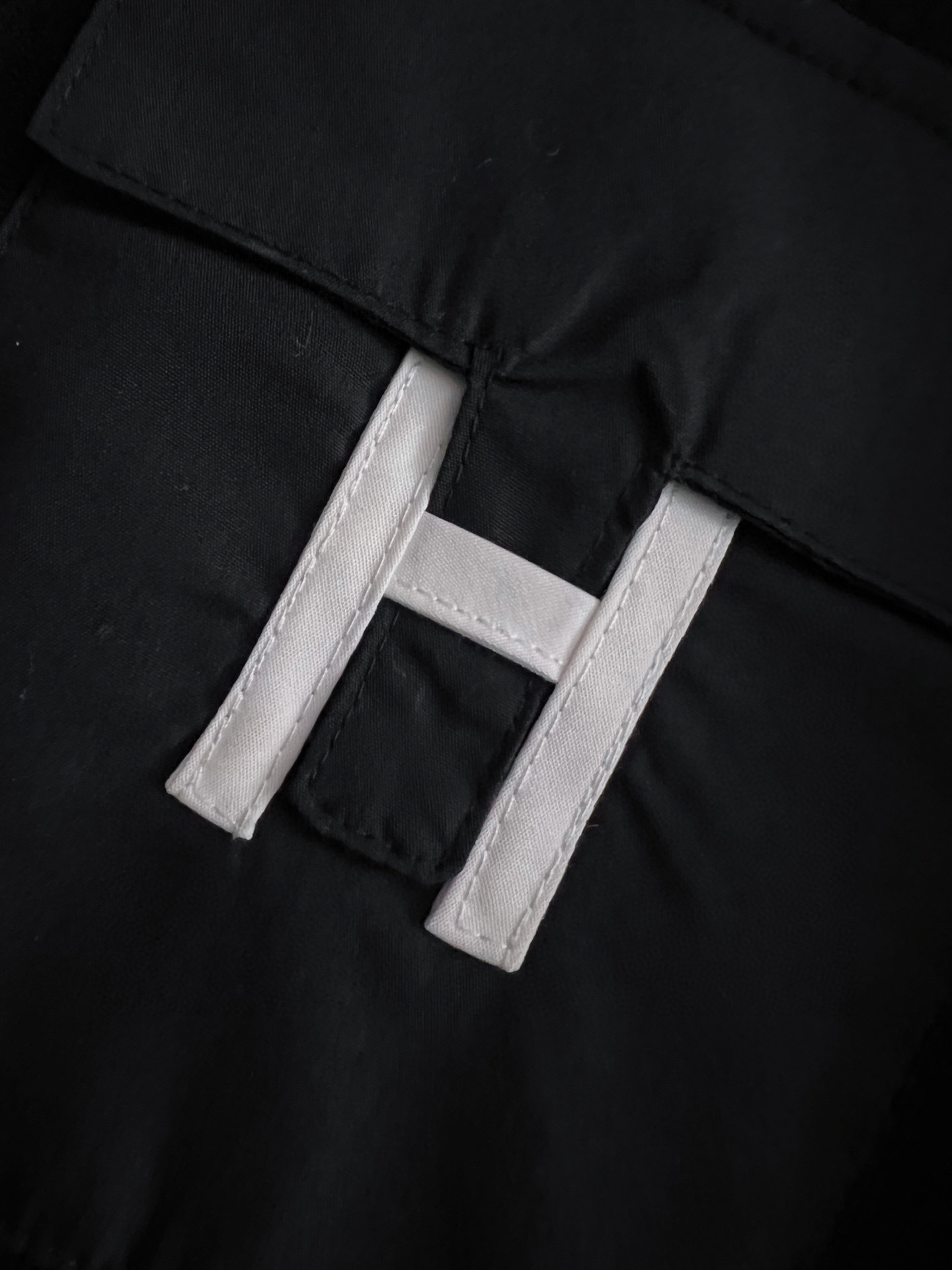 ）Her*·2025款毛衣，秋冬最新款！高品质意大利进口面料，高密度针织，百搭毛衣，内搭衬衫都帅气十足！