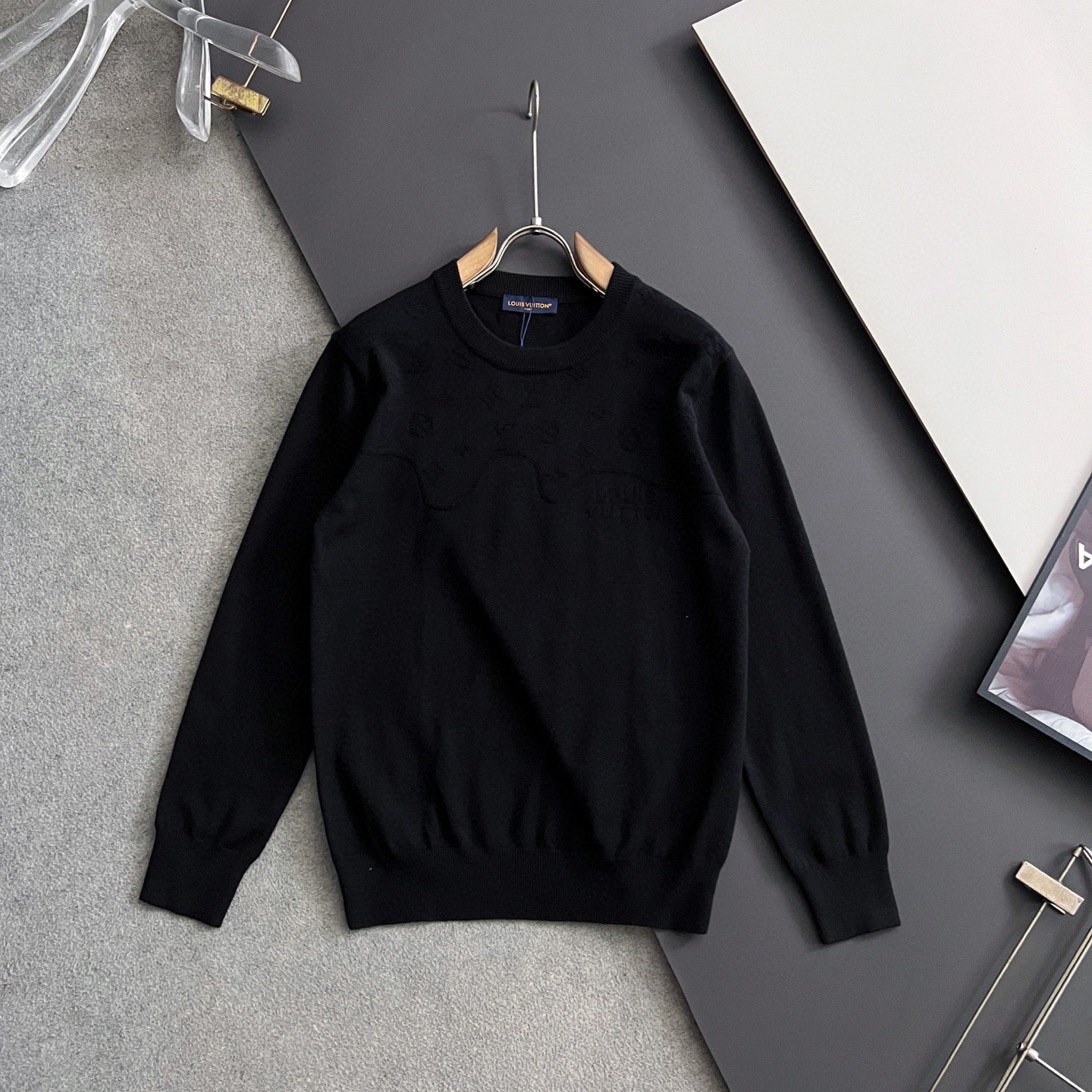 ）1V*·2025款毛衣，秋冬最新款！高品质意大利进口面料，高密度针织，百搭毛衣，内搭衬衫都帅气十足！L