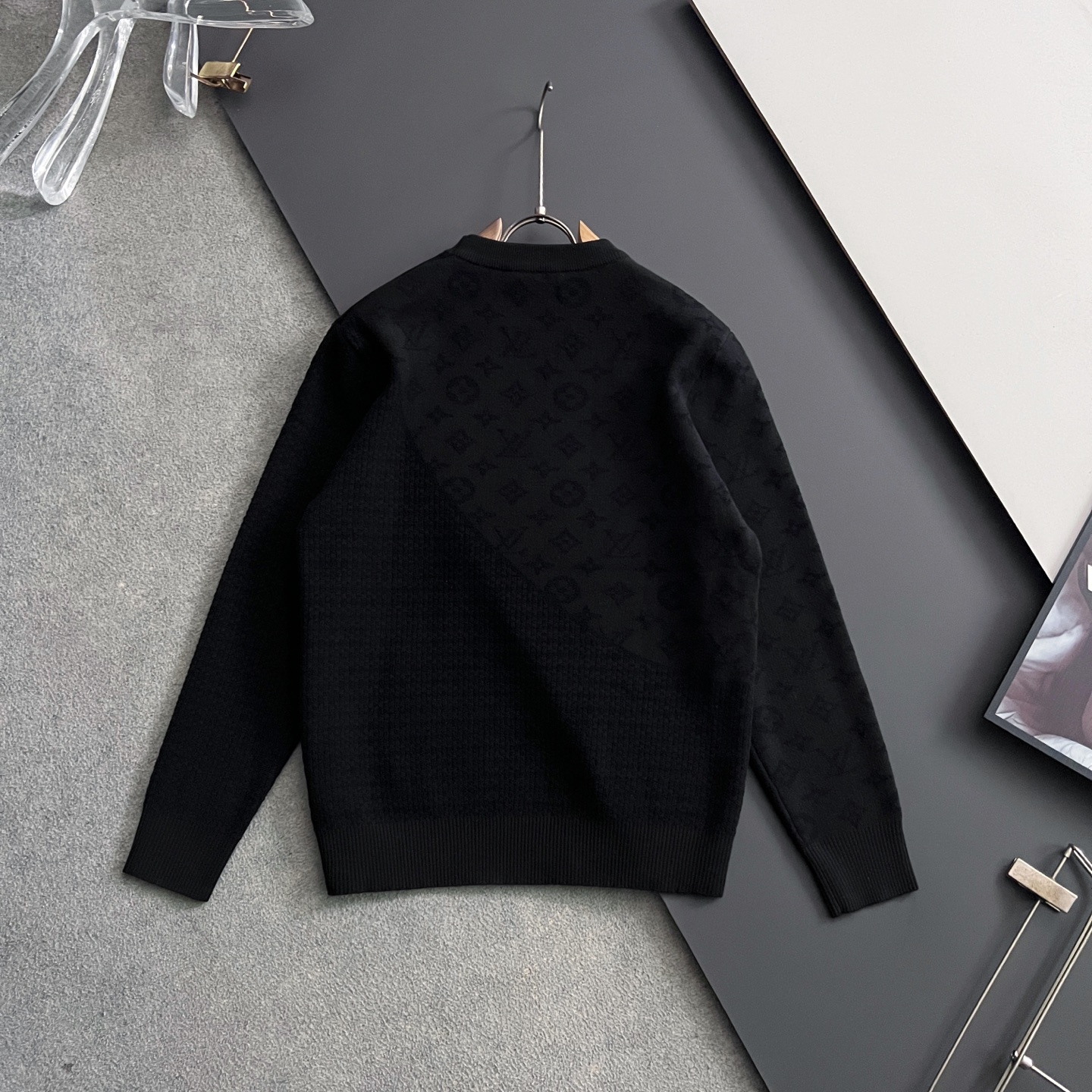 ）1V*·2025款毛衣，秋冬最新款！高品质意大利进口面料，高密度针织，百搭毛衣，内搭衬衫都帅气十足！L