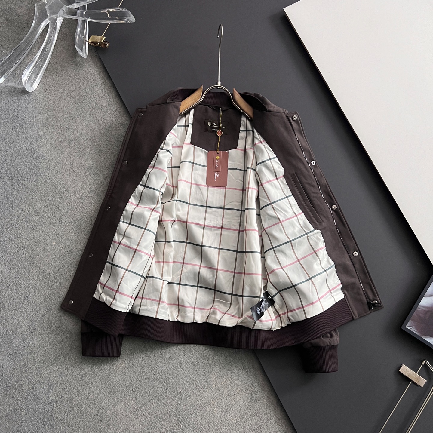 ）lP🆕*🌟反绒皮老钱风2025秋冬简约风新款轻薄夹克，最新时尚潮流效果,时尚新韵味，元素及现代潮流的高