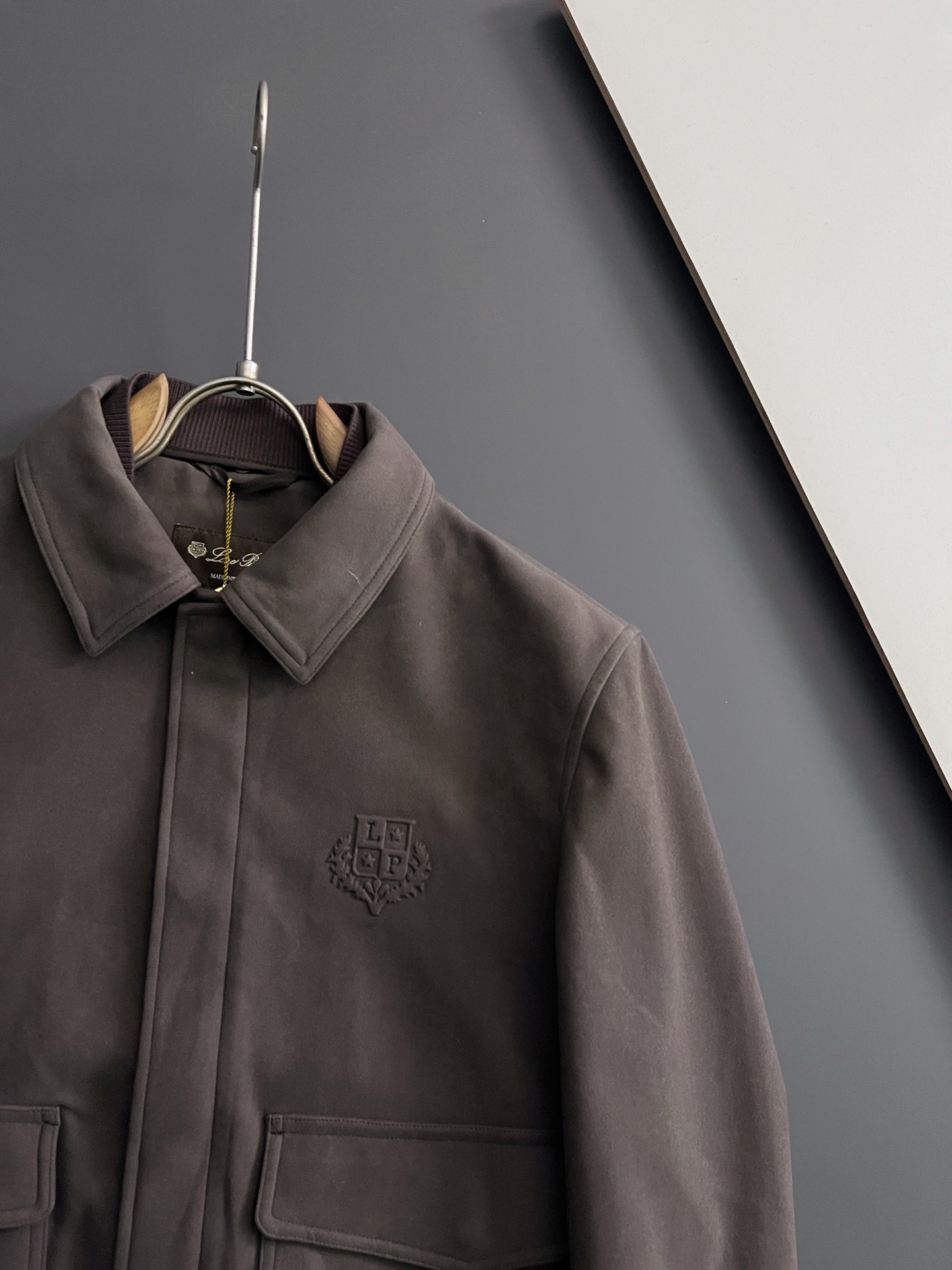 ）lP🆕*🌟反绒皮老钱风2025秋冬简约风新款轻薄夹克，最新时尚潮流效果,时尚新韵味，元素及现代潮流的高