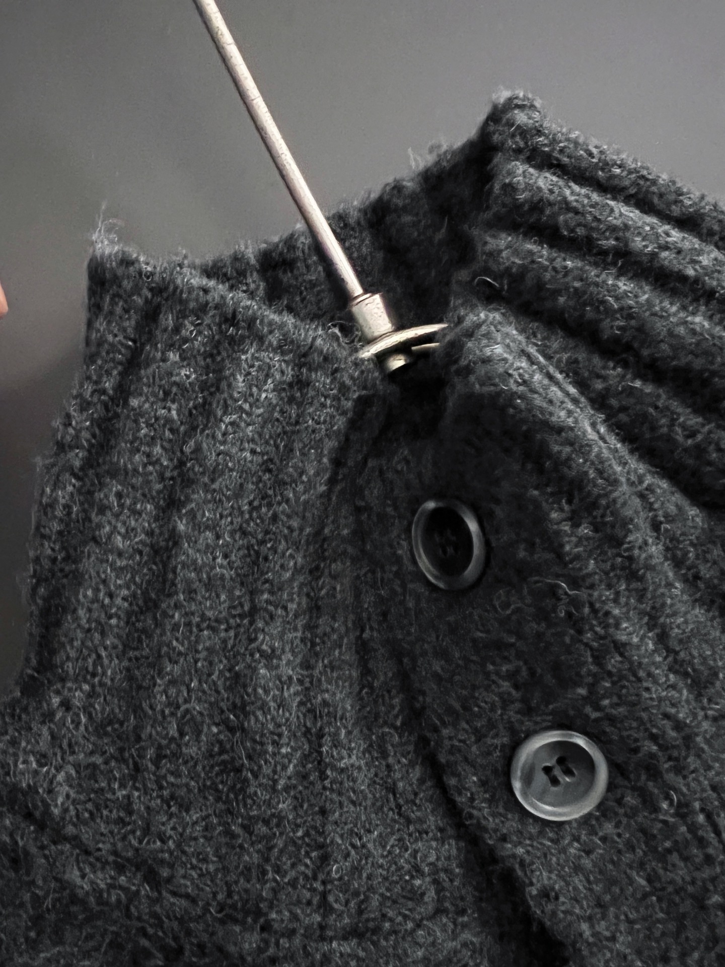 ）CD*、25ss最新款秋冬时尚毛衣7针织线、最顶级版黑色华夫格提针织log0纯色专柜款针织线衫圆领套头