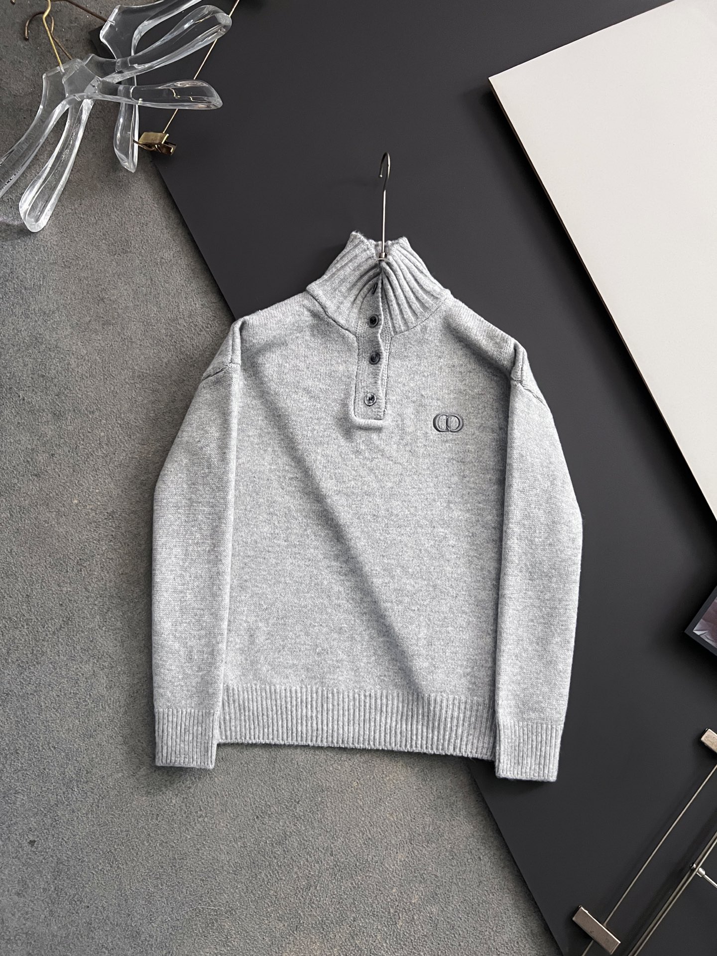 ）CD*、25ss最新款秋冬时尚毛衣7针织线、最顶级版黑色华夫格提针织log0纯色专柜款针织线衫圆领套头