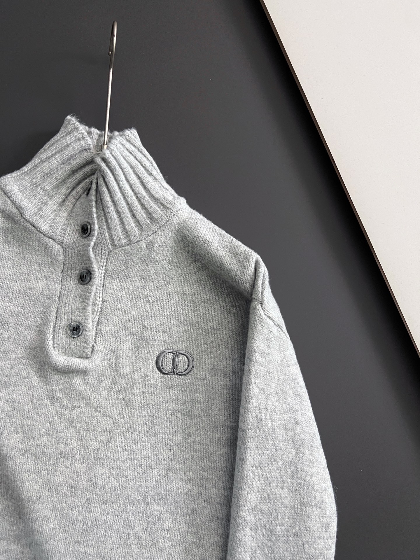 ）CD*、25ss最新款秋冬时尚毛衣7针织线、最顶级版黑色华夫格提针织log0纯色专柜款针织线衫圆领套头