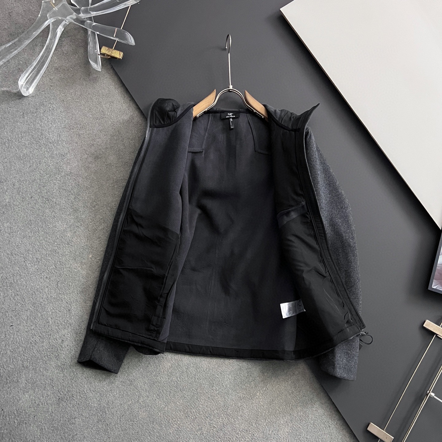 ）始祖🐦🌟*2025Ss秋冬新款棉夹克小外套！质感与面料完美到爆基础百搭不挑人的款式，专业抗菌防静电、远