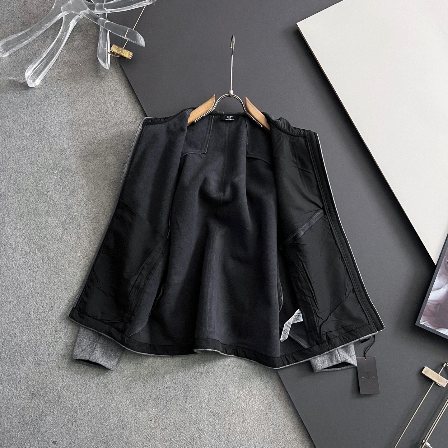 ）始祖🐦🌟*2025Ss秋冬新款棉夹克小外套！质感与面料完美到爆基础百搭不挑人的款式，专业抗菌防静电、远