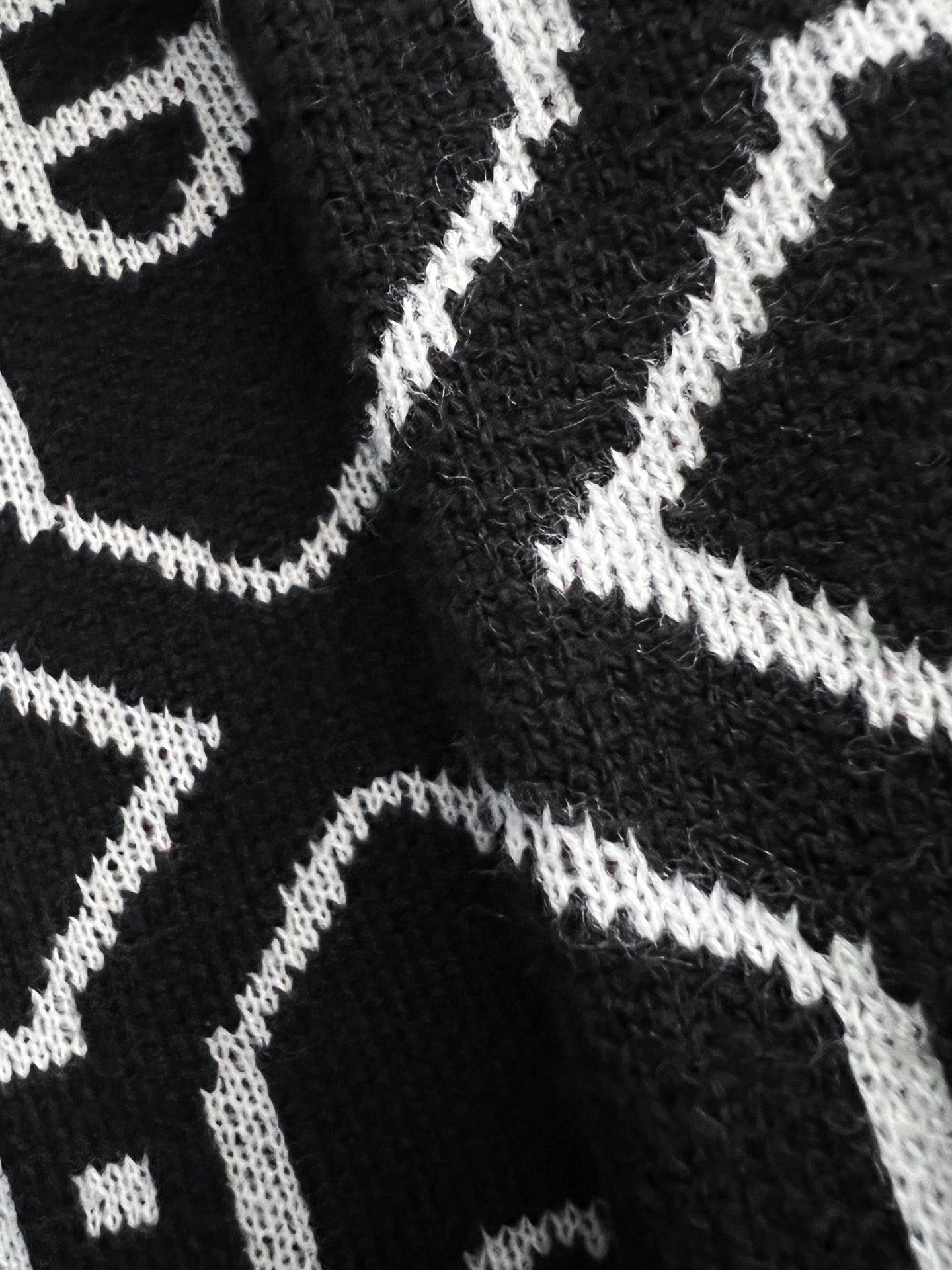 ）CasbaLanc*爆款秋冬新款高克重针织羊毛开衫，配色标识条纹工艺设计！钩织标识条纹修饰，设计经典配