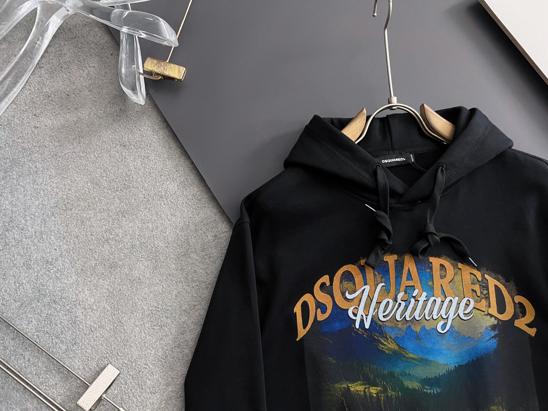 ）D2*｜独家 高端定制莱赛尔天丝 480克（穿上去还不臃肿） 不缩水，无尘，黑色洗后不泛白，。 最新秋