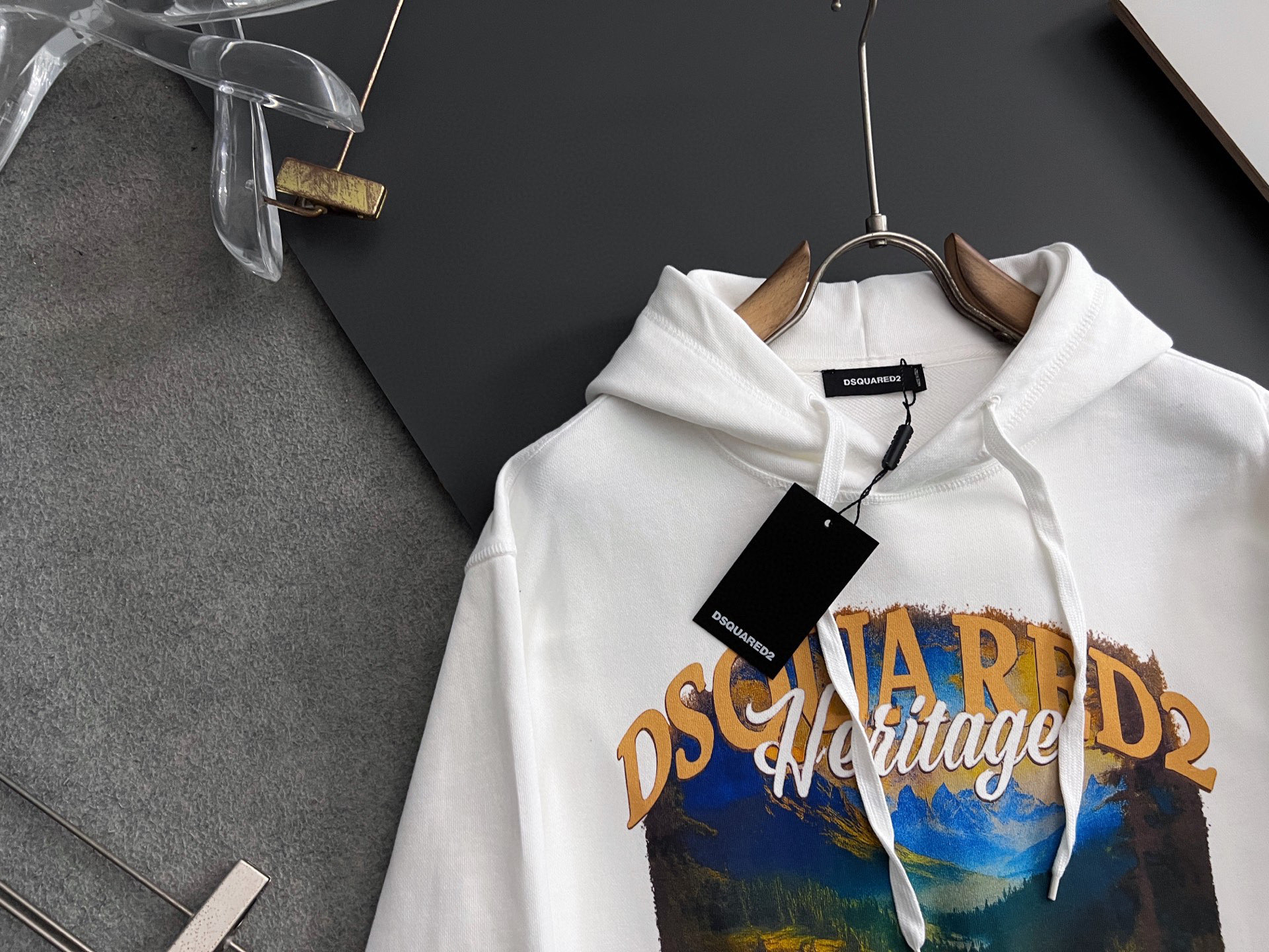 ）D2*｜独家 高端定制莱赛尔天丝 480克（穿上去还不臃肿） 不缩水，无尘，黑色洗后不泛白，。 最新秋