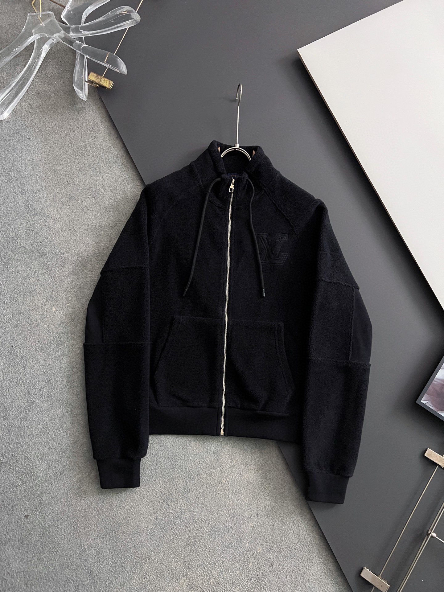 ）套装1V*！🔥｜独家 高端定制毛巾棉颗粒绒拼接剪裁，上身不臃肿，不缩水，无尘，黑色洗后不泛白，。 最新