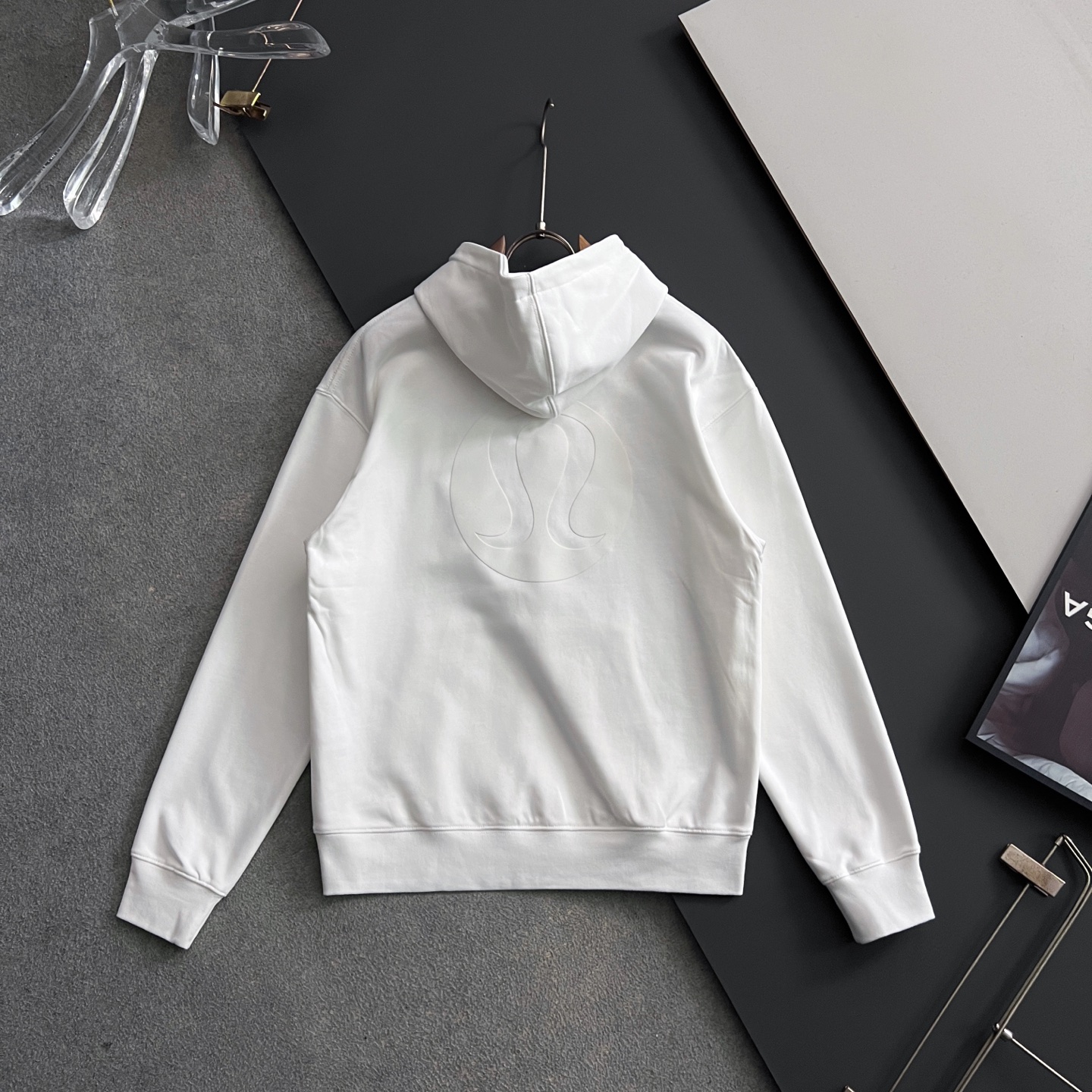 ）Lulu*🌟独家定制。 15年专业卫衣，无论是面料上还是版型上都是完美越级，精美工艺圆领款，独家特制纯