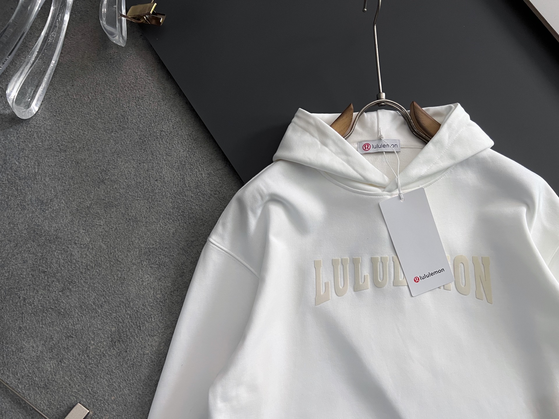 ）Lulu*🌟独家定制。 15年专业卫衣，无论是面料上还是版型上都是完美越级，精美工艺圆领款，独家特制纯