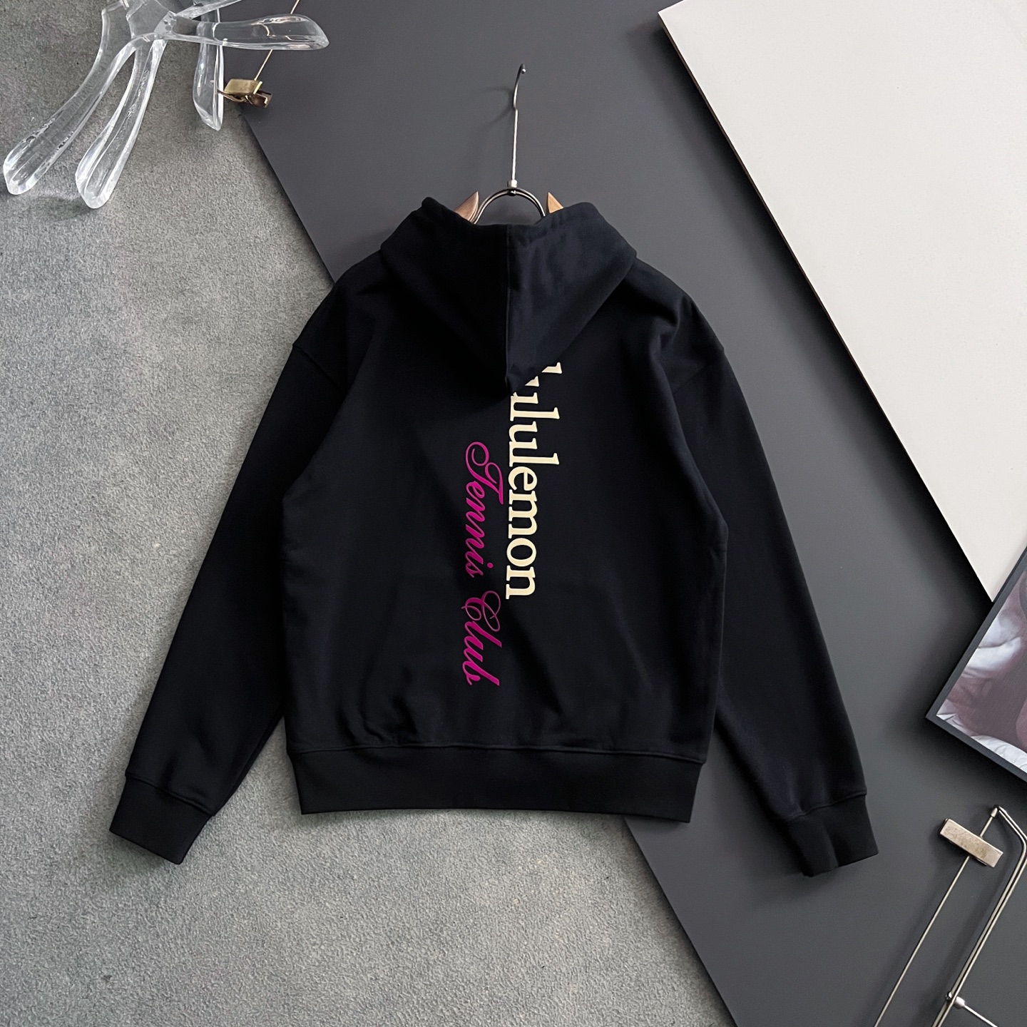 ）Lulu*🌟独家定制。 15年专业卫衣，无论是面料上还是版型上都是完美越级，精美工艺圆领款，独家特制纯