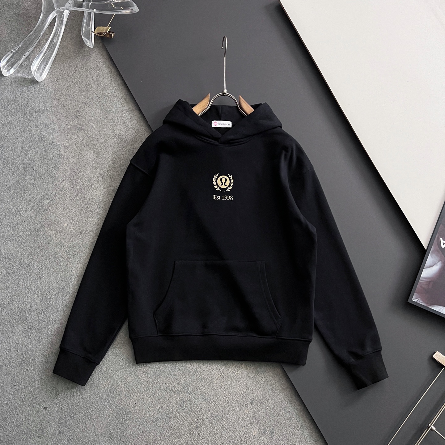 ）Lulu*🌟独家定制。 15年专业卫衣，无论是面料上还是版型上都是完美越级，精美工艺圆领款，独家特制纯