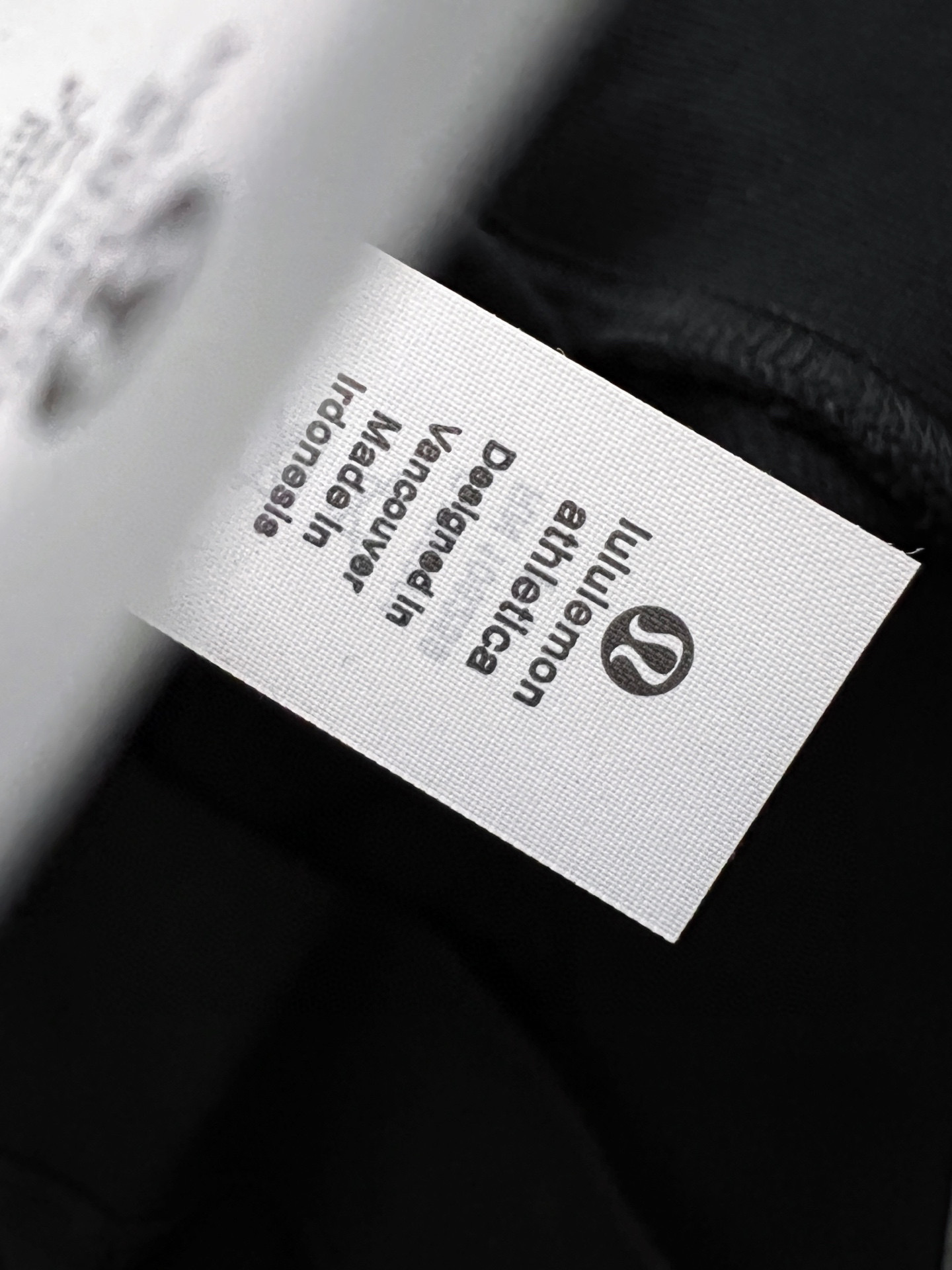 ）Lulu*🌟独家定制。 15年专业卫衣，无论是面料上还是版型上都是完美越级，精美工艺圆领款，独家特制纯