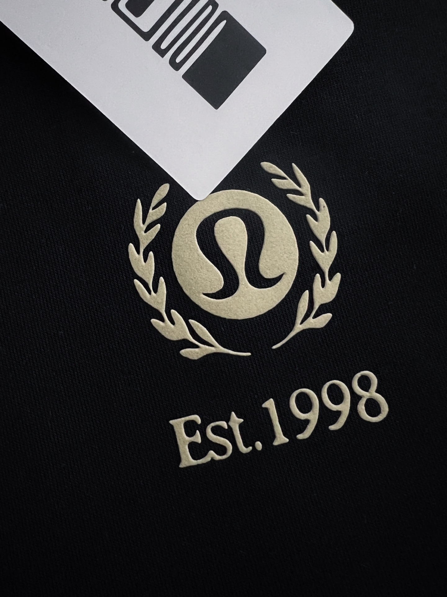 ）Lulu*🌟独家定制。 15年专业卫衣，无论是面料上还是版型上都是完美越级，精美工艺圆领款，独家特制纯