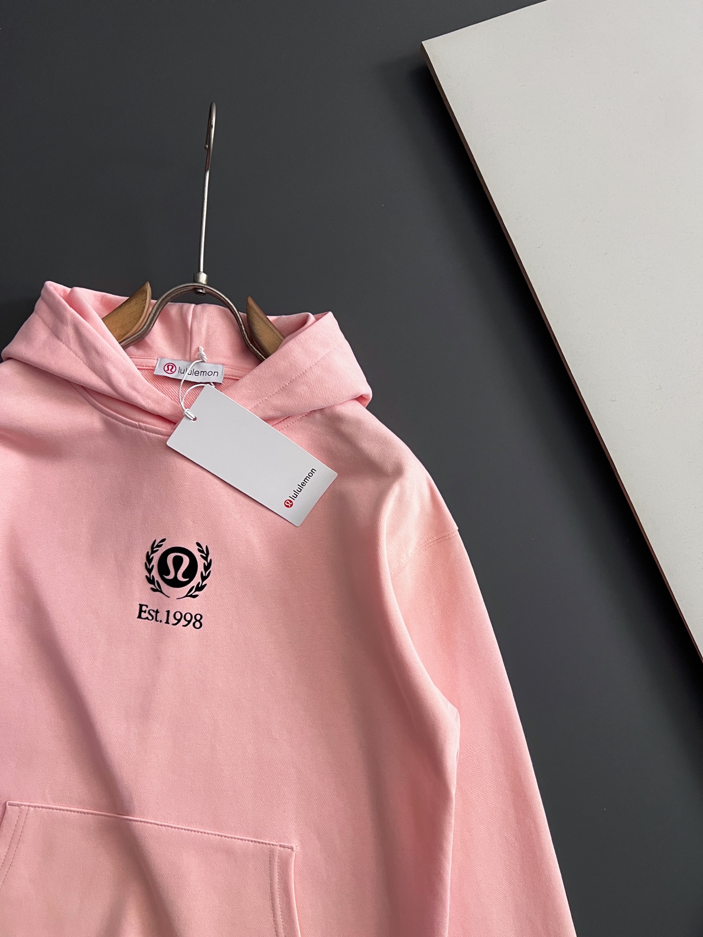 ）Lulu*🌟独家定制。 15年专业卫衣，无论是面料上还是版型上都是完美越级，精美工艺圆领款，独家特制纯