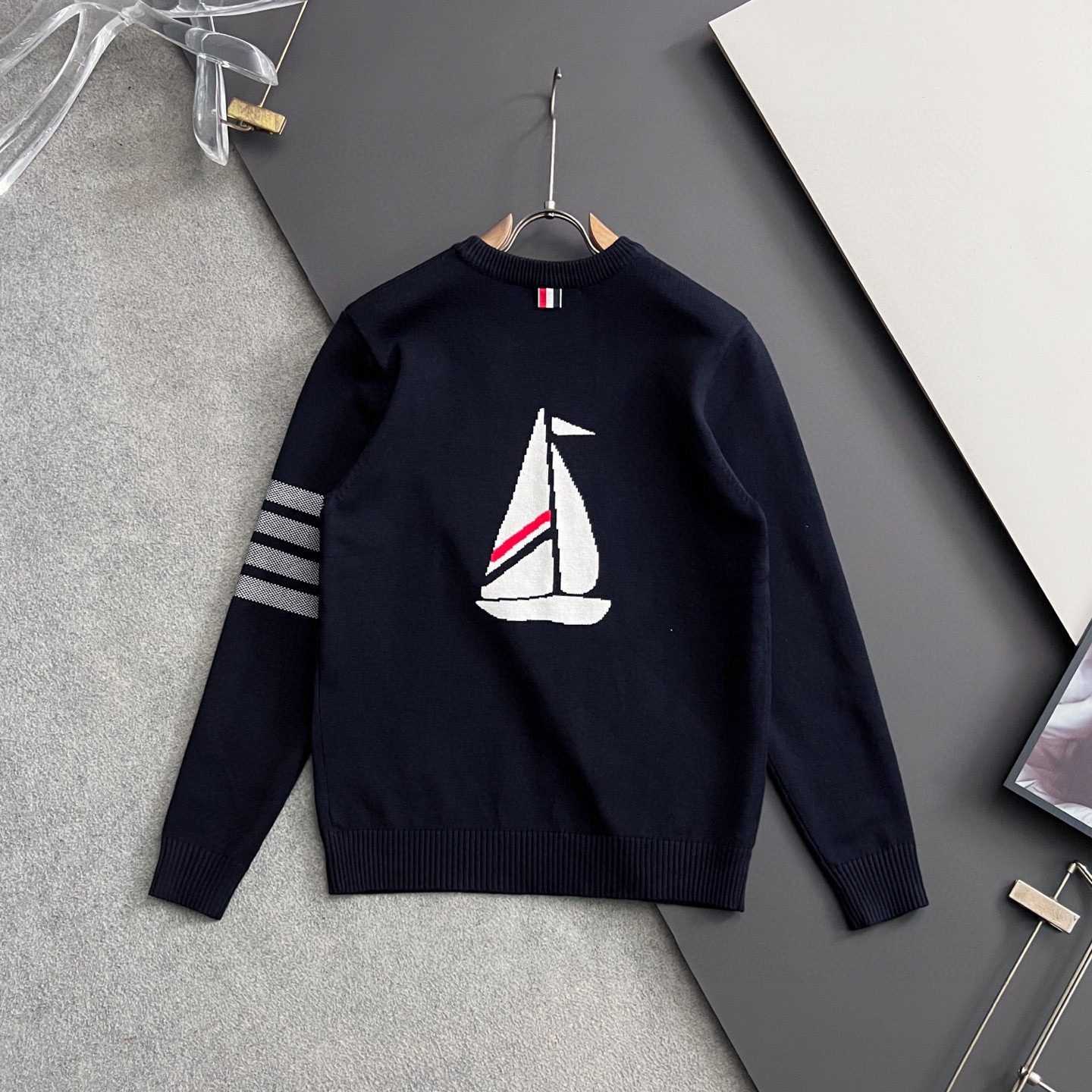 ）TB*、25ss最新款秋冬时尚毛衣7针织线、最顶级版黑色华夫格提针织log0纯色专柜款针织线衫圆领套头