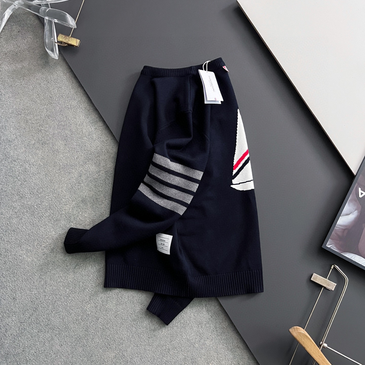 ）TB*、25ss最新款秋冬时尚毛衣7针织线、最顶级版黑色华夫格提针织log0纯色专柜款针织线衫圆领套头