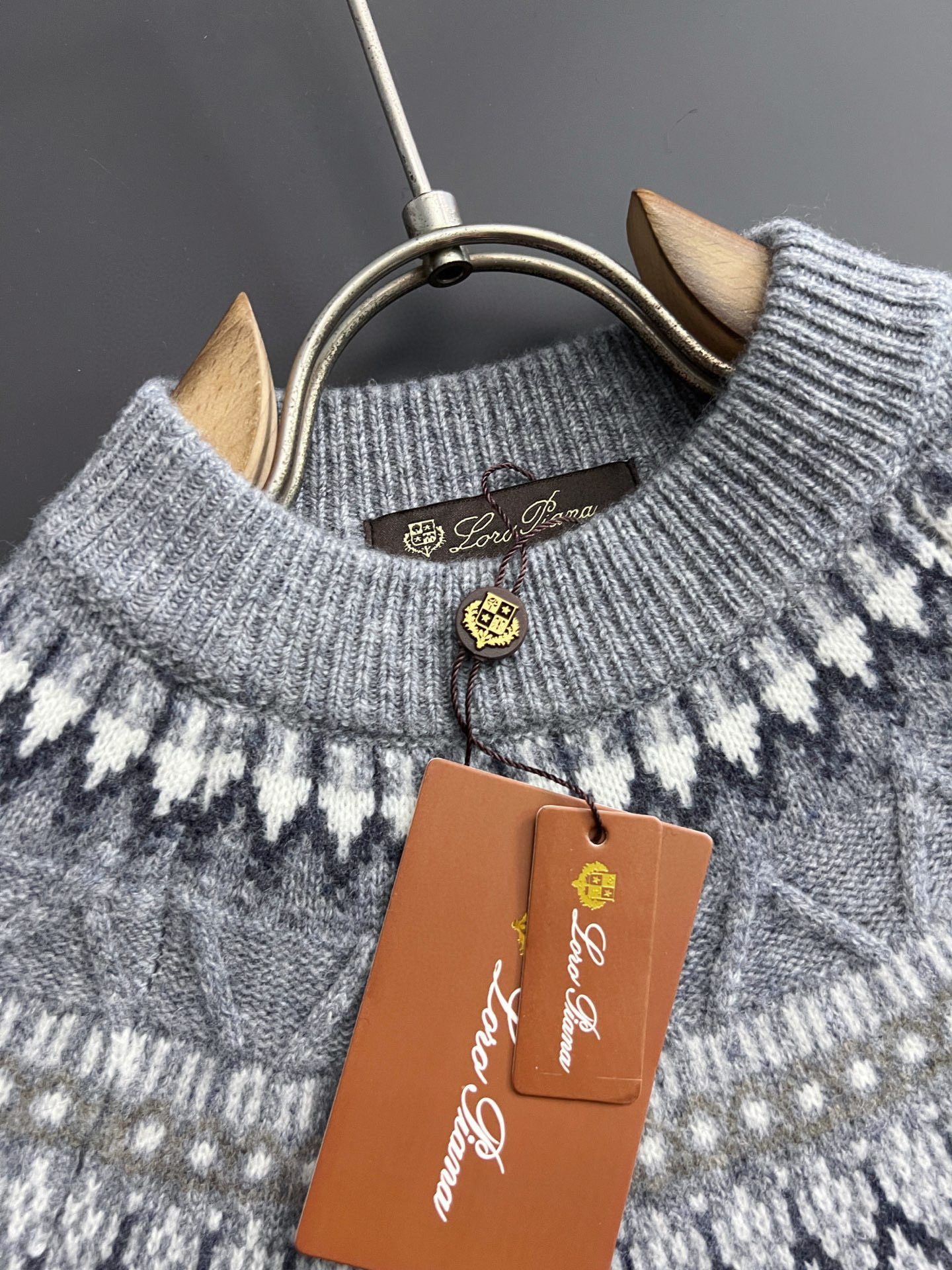 ）lP🆕*🌟顶级版冬季羊绒衫（绵羊毛100%），此款毛衣甄选客供进口100％针织羊毛材质！面料手感偏厚实