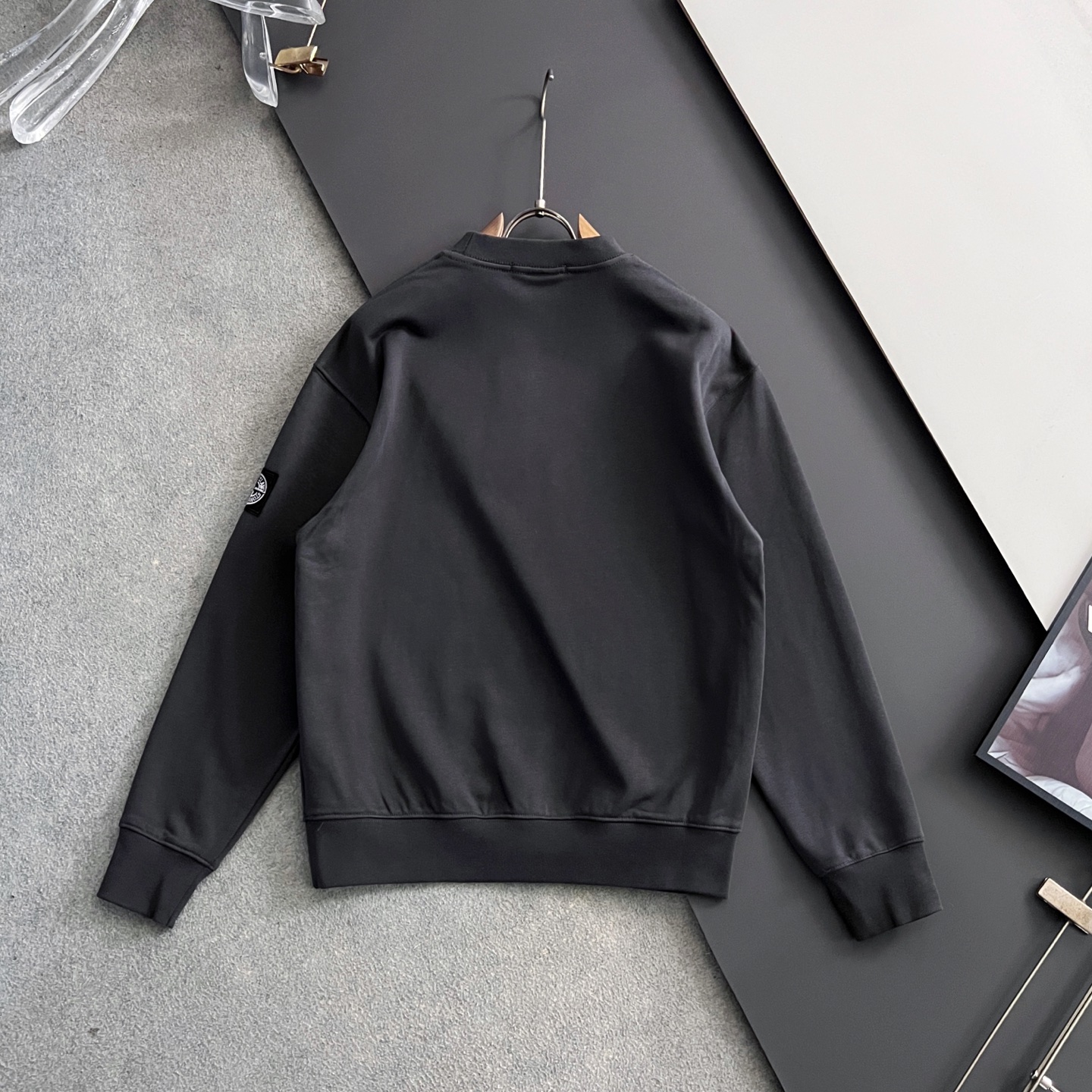 石头Stone*🌟独家定制。 15年专业卫衣，无论是面料上还是版型上都是完美越级，精美工艺圆领款，独家特