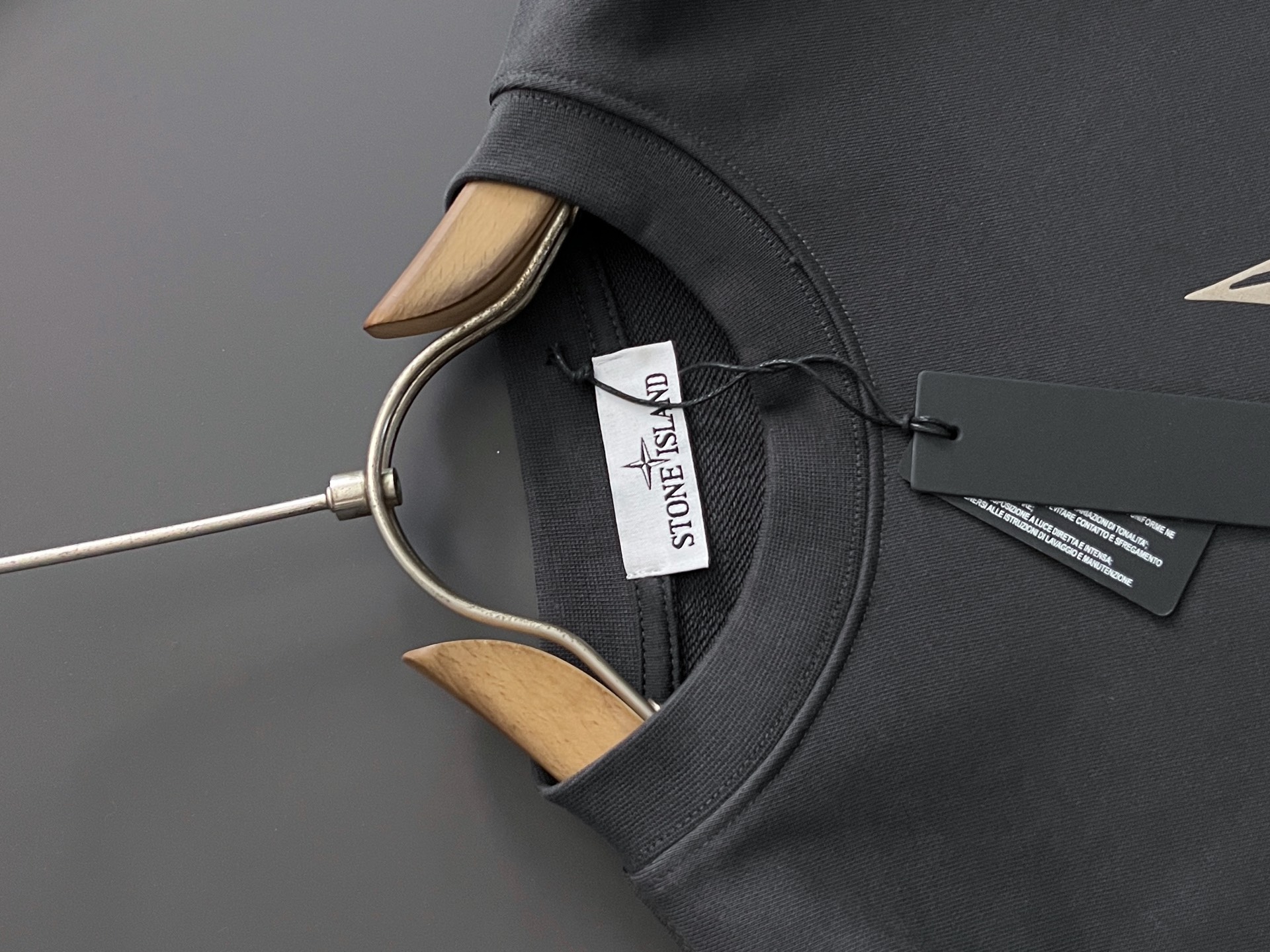 石头Stone*🌟独家定制。 15年专业卫衣，无论是面料上还是版型上都是完美越级，精美工艺圆领款，独家特