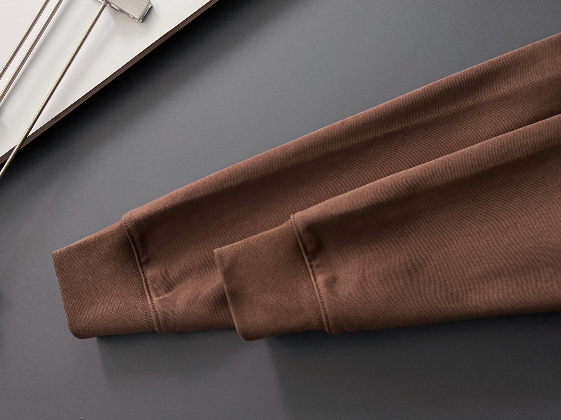 石头Stone*🌟独家定制。 15年专业卫衣，无论是面料上还是版型上都是完美越级，精美工艺圆领款，独家特