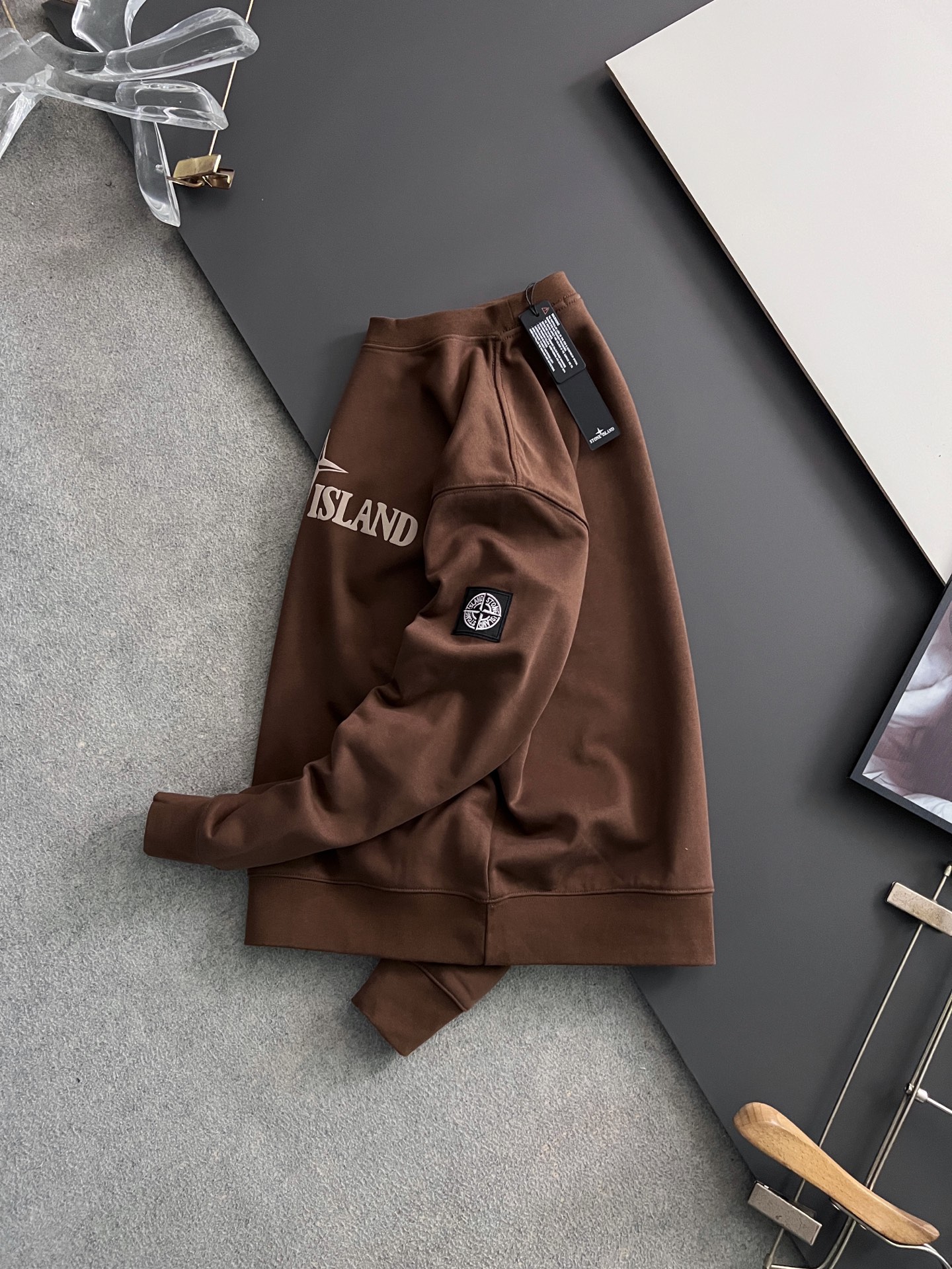 石头Stone*🌟独家定制。 15年专业卫衣，无论是面料上还是版型上都是完美越级，精美工艺圆领款，独家特