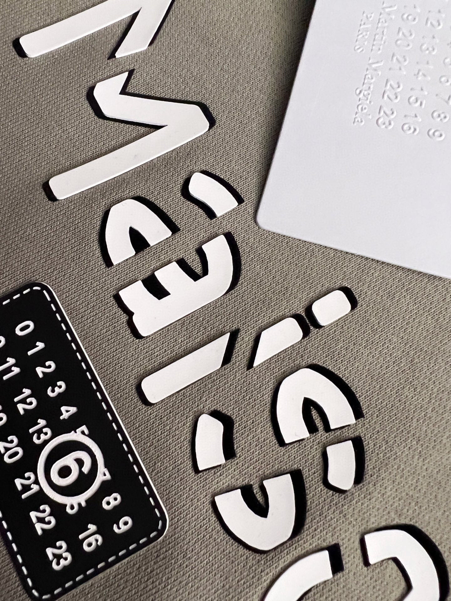 ）Fend*🌟最高版｜独家 高端定制。 15年专业卫衣，无论是面料上还是版型上都是完美越级，精美工艺圆领