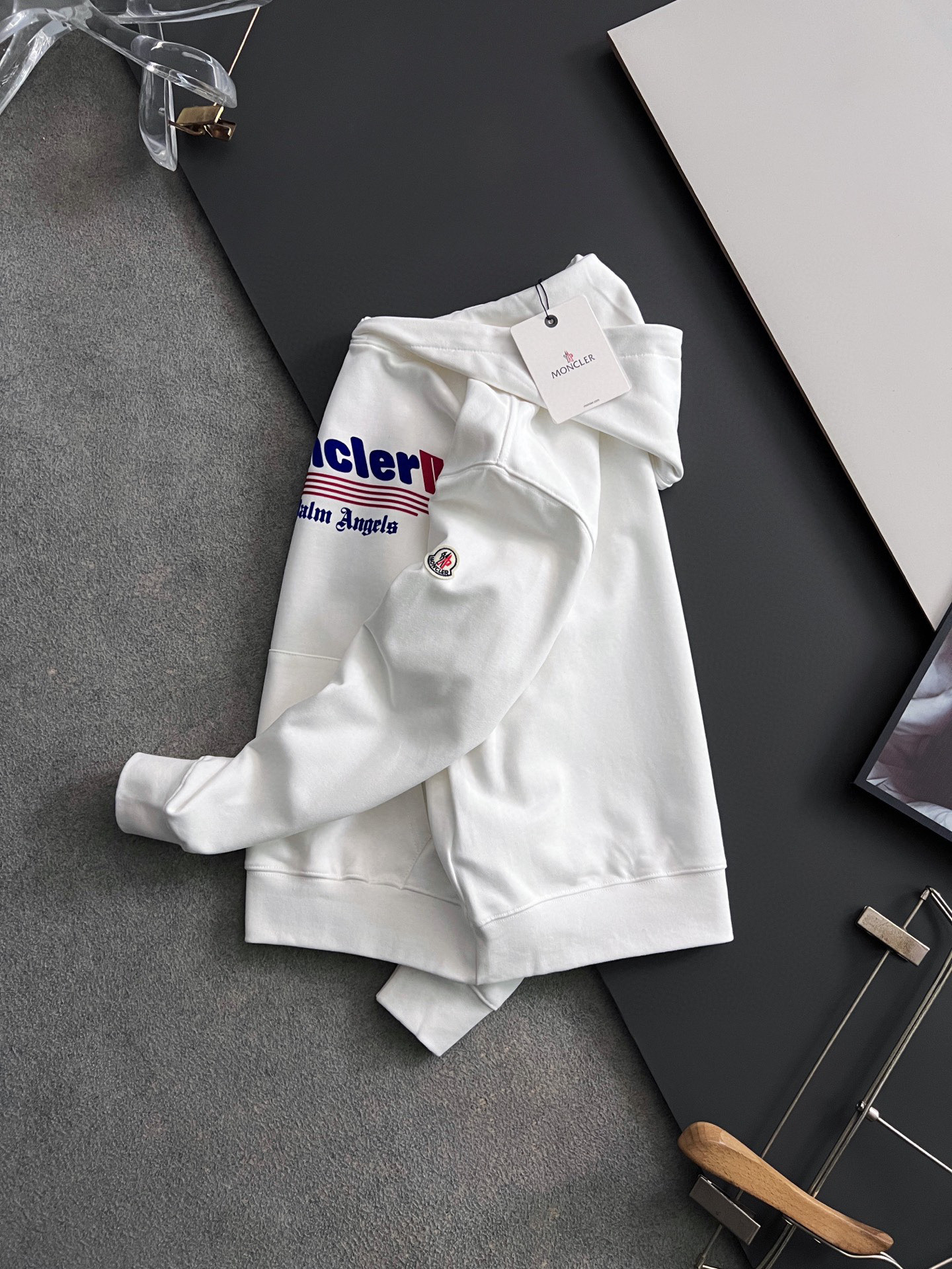 ）Moncle*🌟最高版｜独家 高端定制。 15年专业卫衣，无论是面料上还是版型上都是完美越级，精美工艺