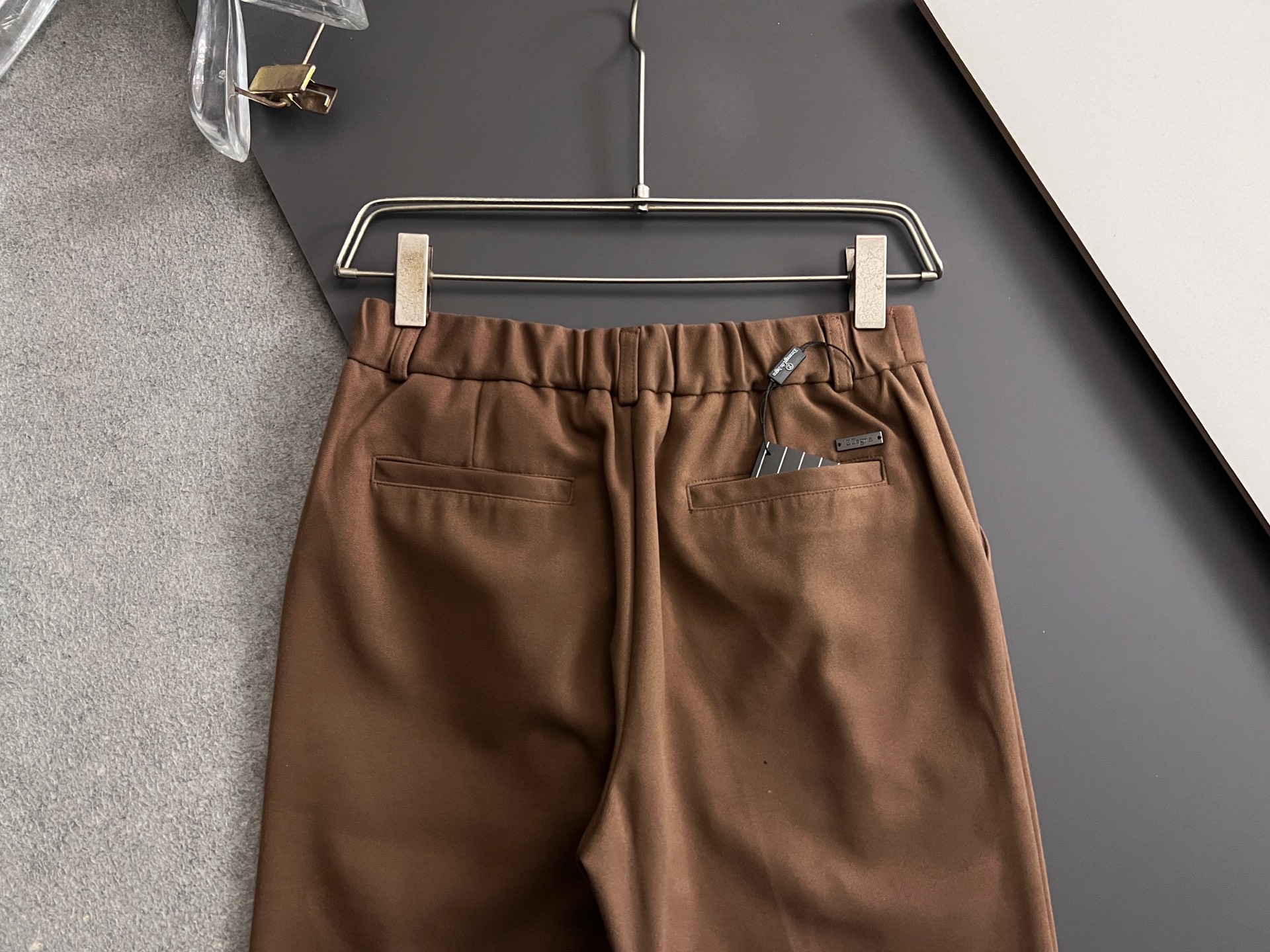 Zegn*、2025最新特定改制羊绒男士休闲西裤# 此款无疑是最精致最高级的存在!非常显气质的一款西装裤