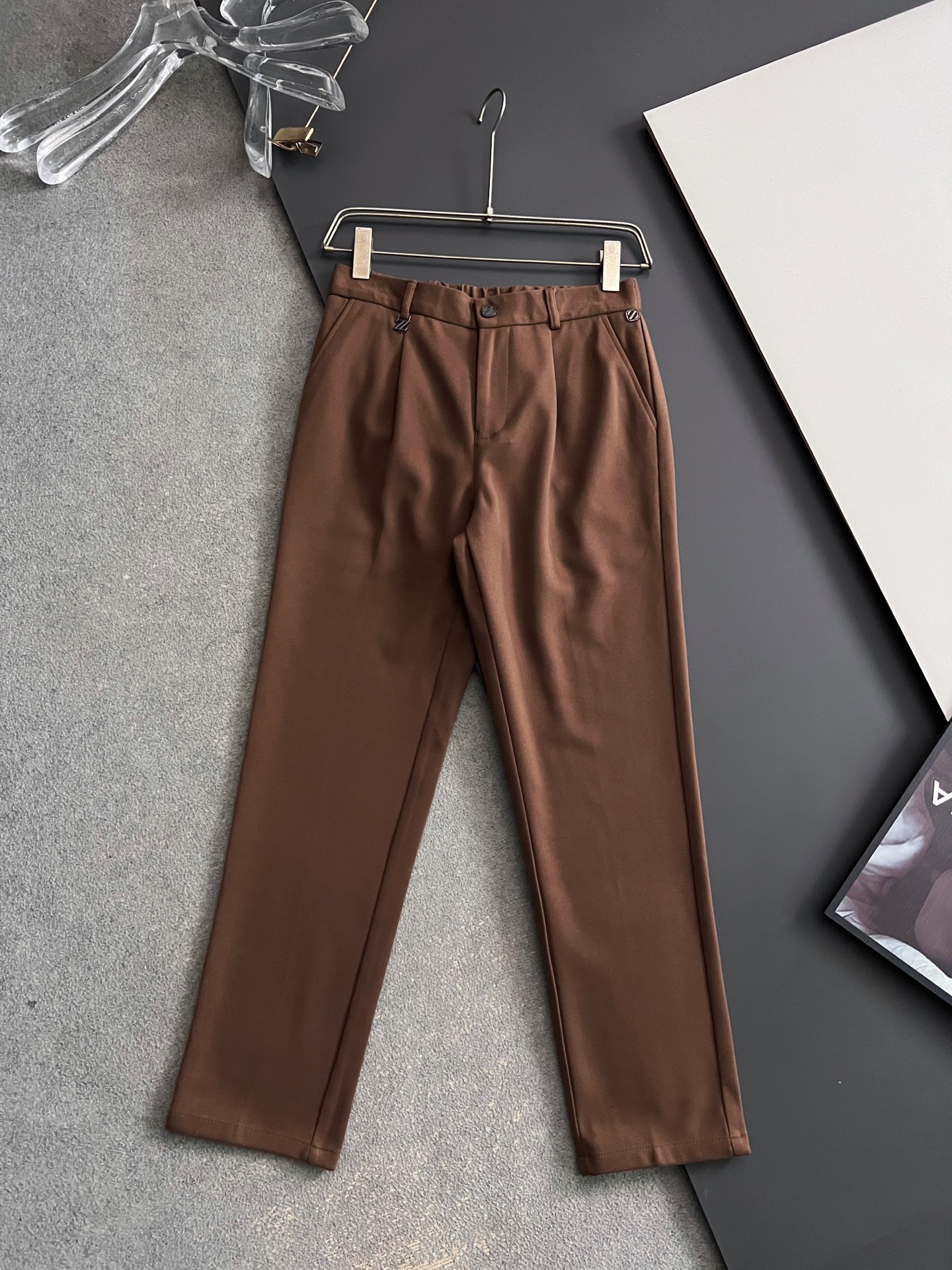 Zegn*、2025最新特定改制羊绒男士休闲西裤# 此款无疑是最精致最高级的存在!非常显气质的一款西装裤