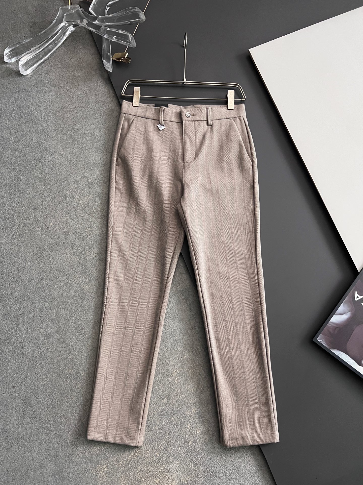 Prad*、2025最新特定改制羊绒男士休闲西裤# 此款无疑是最精致最高级的存在!非常显气质的一款西装裤