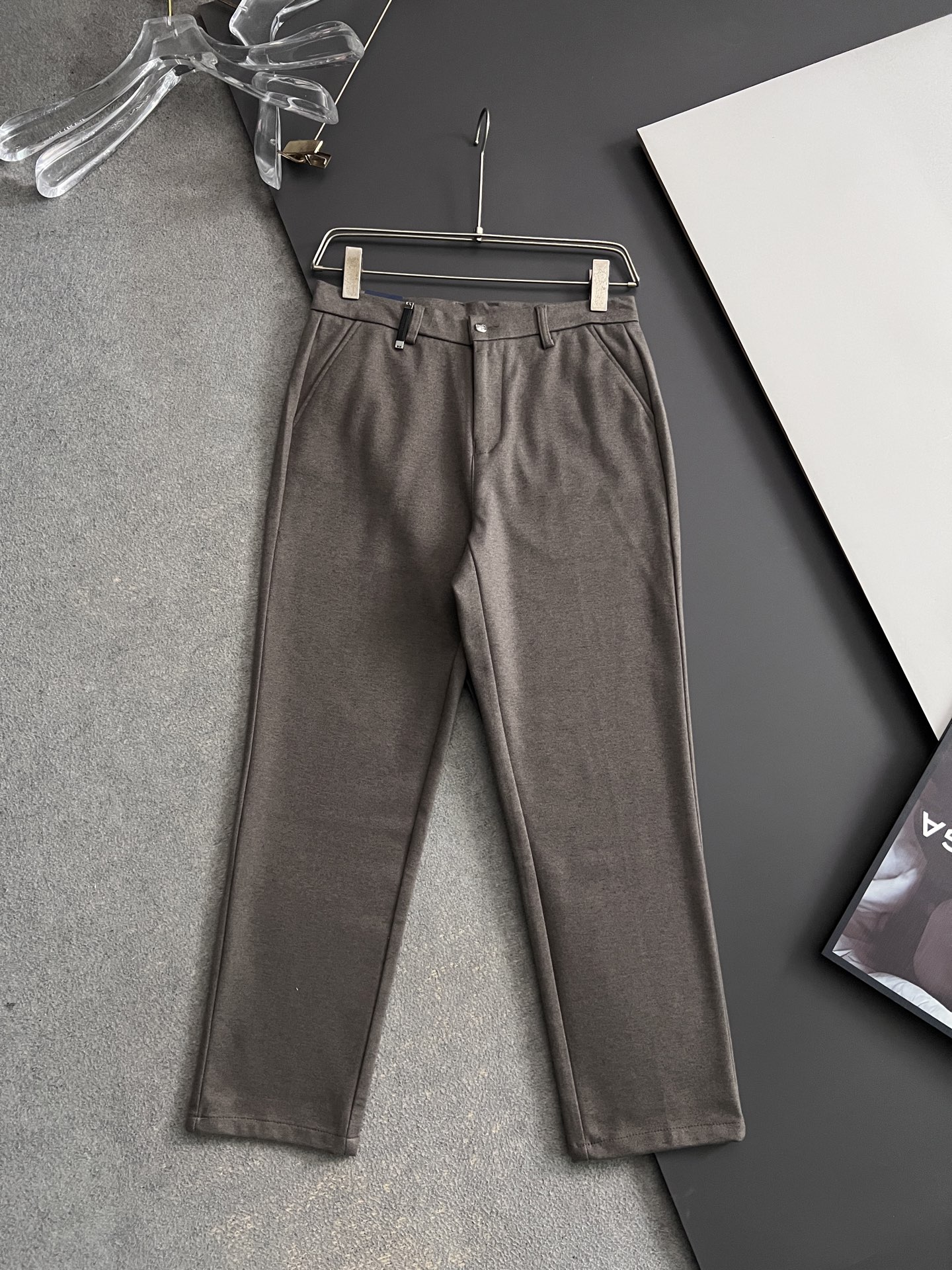 Prad*、2025最新特定改制羊绒男士休闲西裤# 此款无疑是最精致最高级的存在!非常显气质的一款西装裤