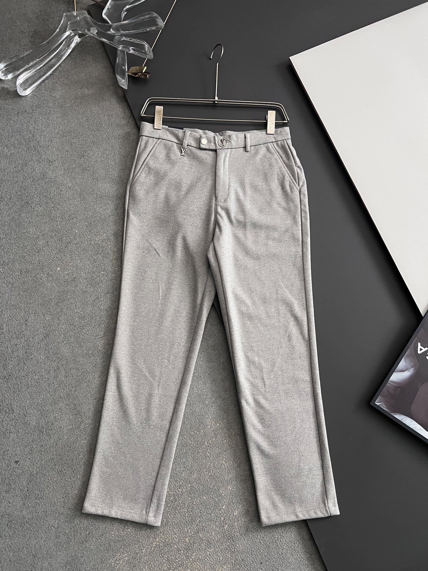 1V*、2025最新特定改制羊绒男士休闲西裤# 此款无疑是最精致最高级的存在!非常显气质的一款西装裤，也