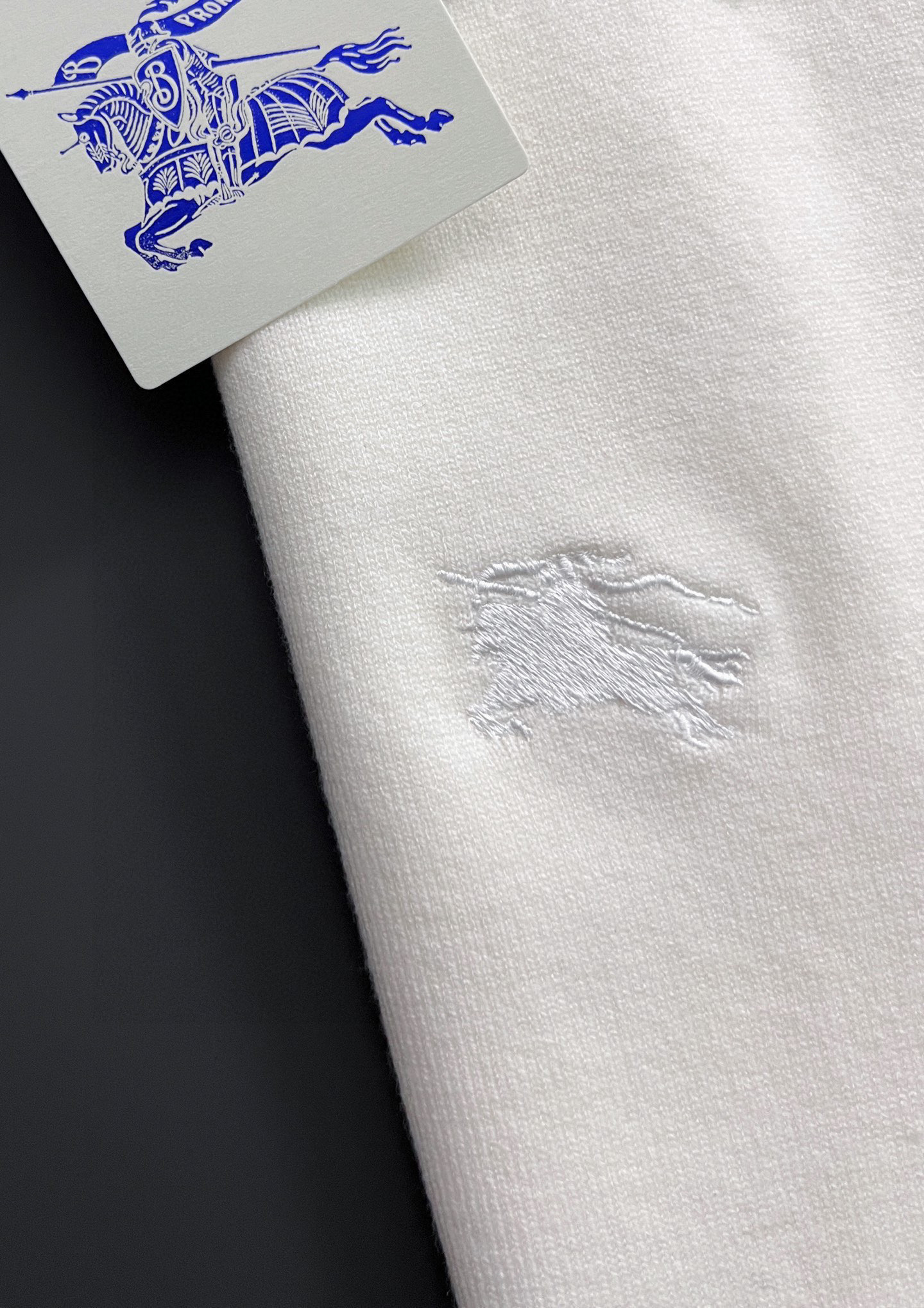 🌾Bur*·🌟25FW秋冬打底翻领毛衣！高品质意大利进口面料，高密度针织，百搭毛衣，内搭衬衫都帅气十足！