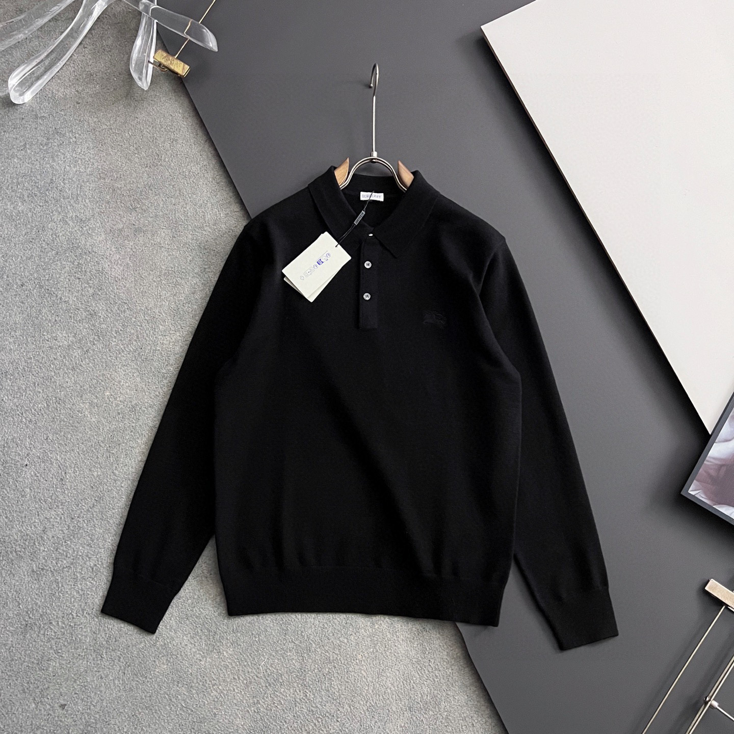 🌾Bur*·🌟25FW秋冬打底翻领毛衣！高品质意大利进口面料，高密度针织，百搭毛衣，内搭衬衫都帅气十足！