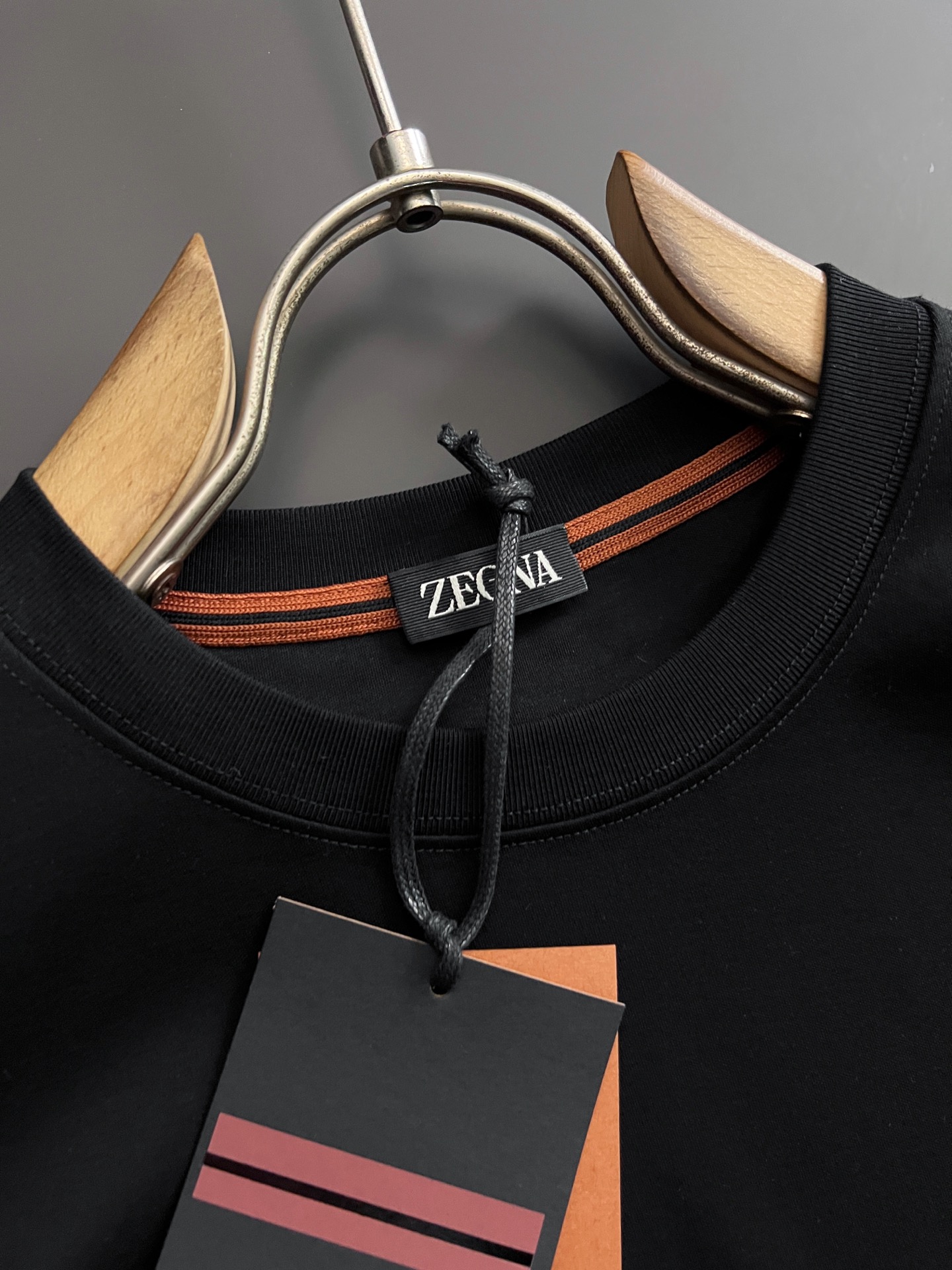 🌾Zegn*、双股丝光绝佳高品质进口牛奶丝T恤，渠道正品进口，定制丝光、特级面料，亲肤性绝佳，细节极致完