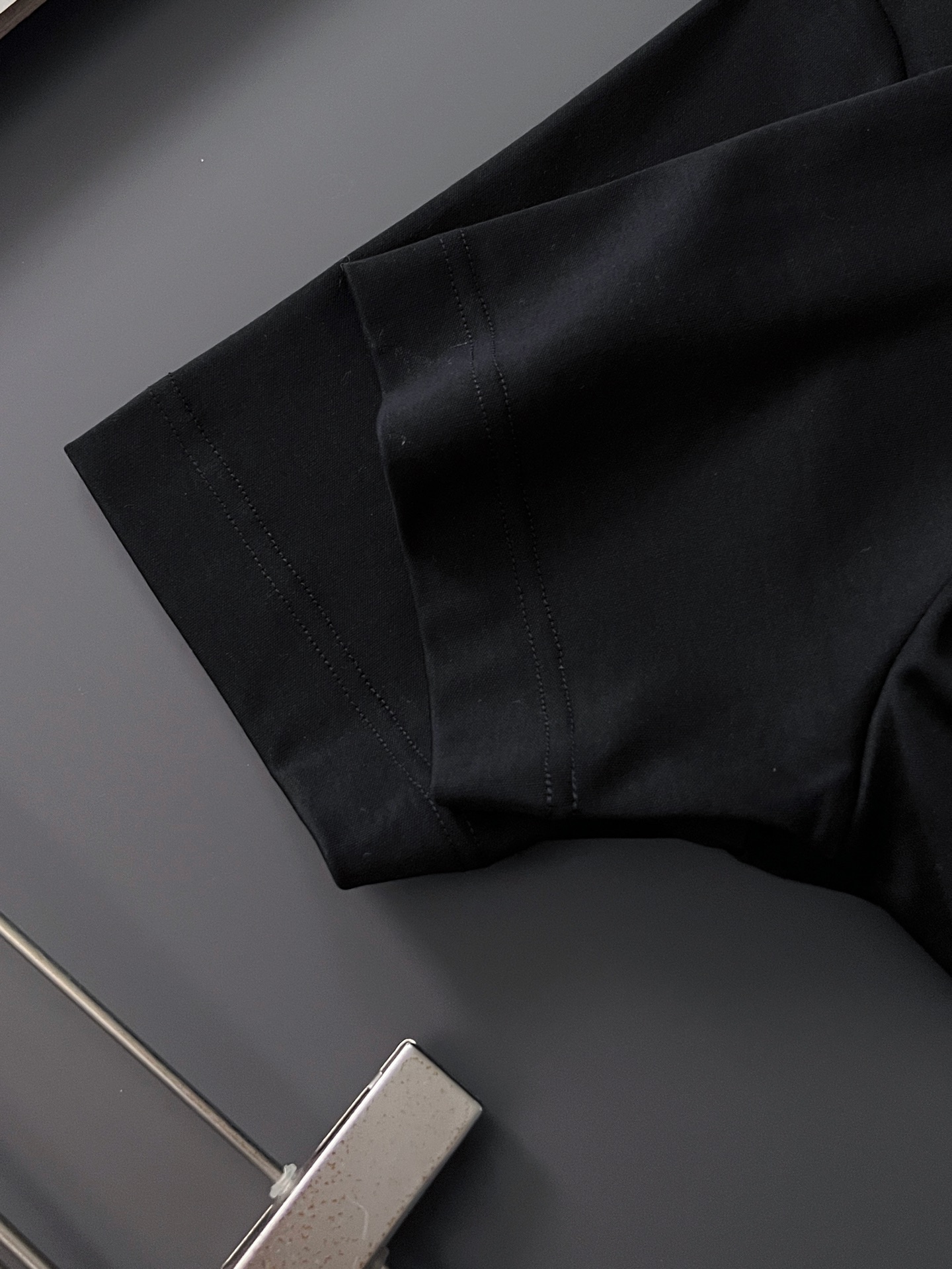 🌾Zegn*、双股丝光绝佳高品质进口牛奶丝T恤，渠道正品进口，定制丝光、特级面料，亲肤性绝佳，细节极致完