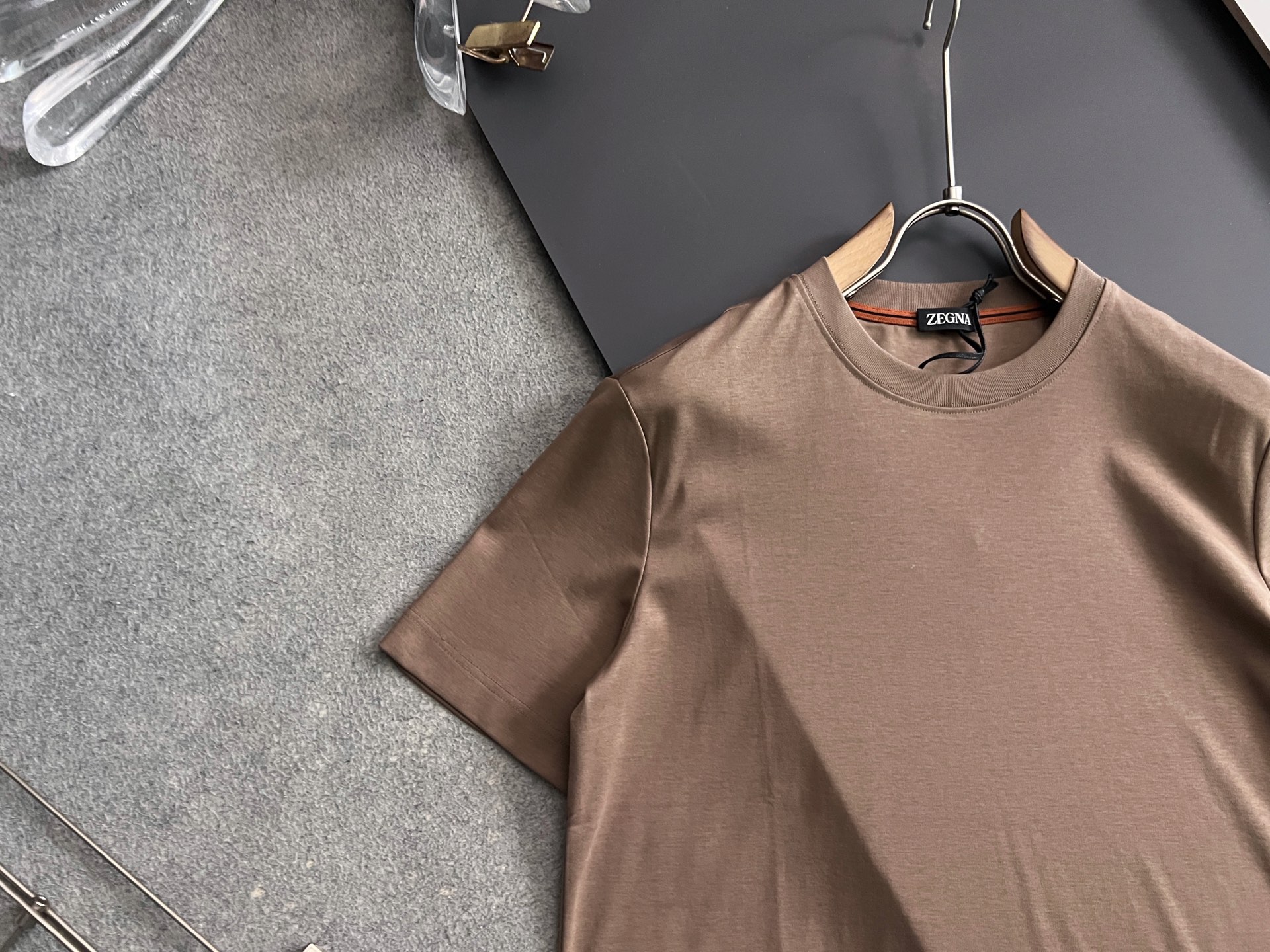 🌾Zegn*、双股丝光绝佳高品质进口牛奶丝T恤，渠道正品进口，定制丝光、特级面料，亲肤性绝佳，细节极致完