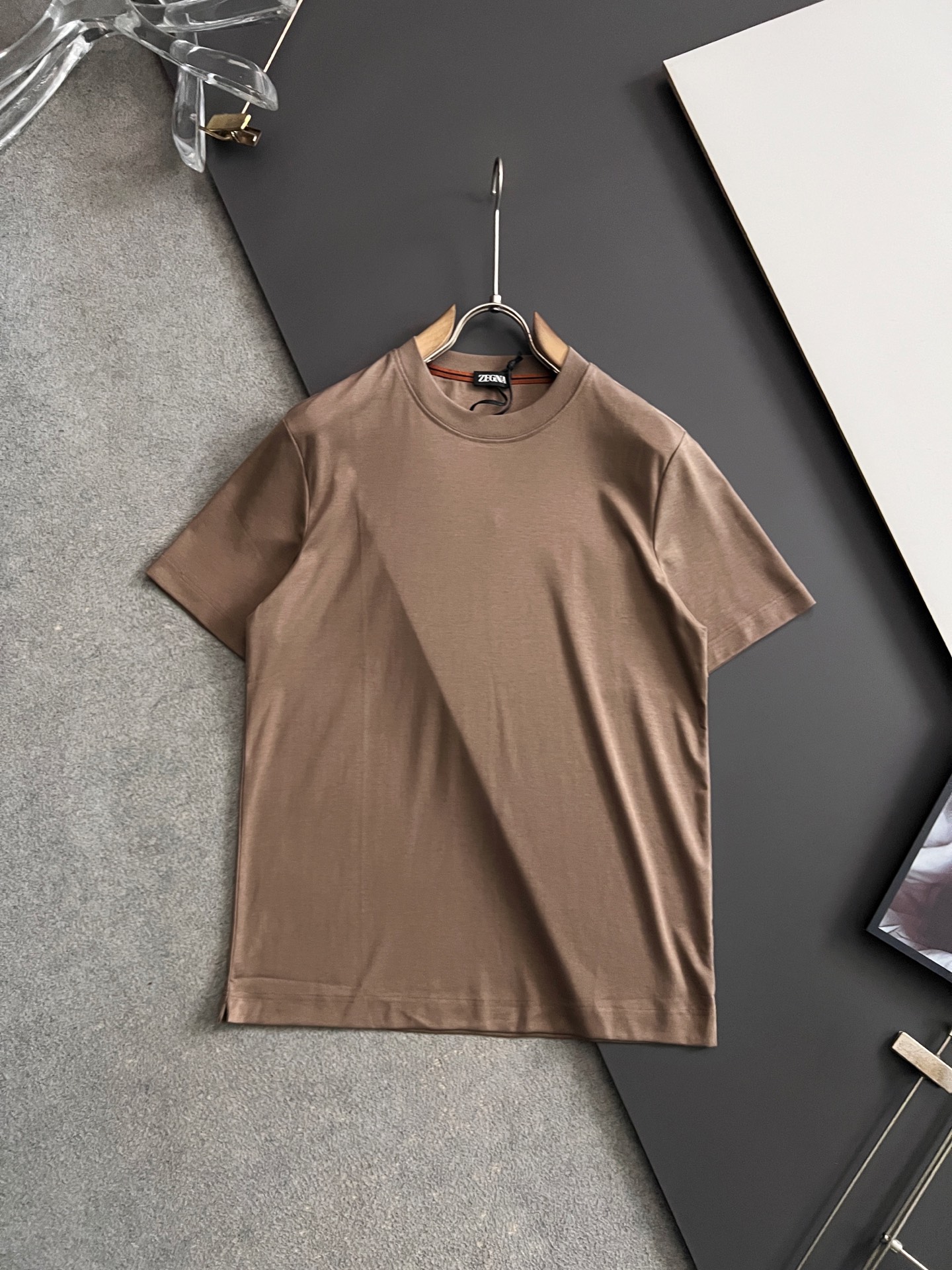 🌾Zegn*、双股丝光绝佳高品质进口牛奶丝T恤，渠道正品进口，定制丝光、特级面料，亲肤性绝佳，细节极致完