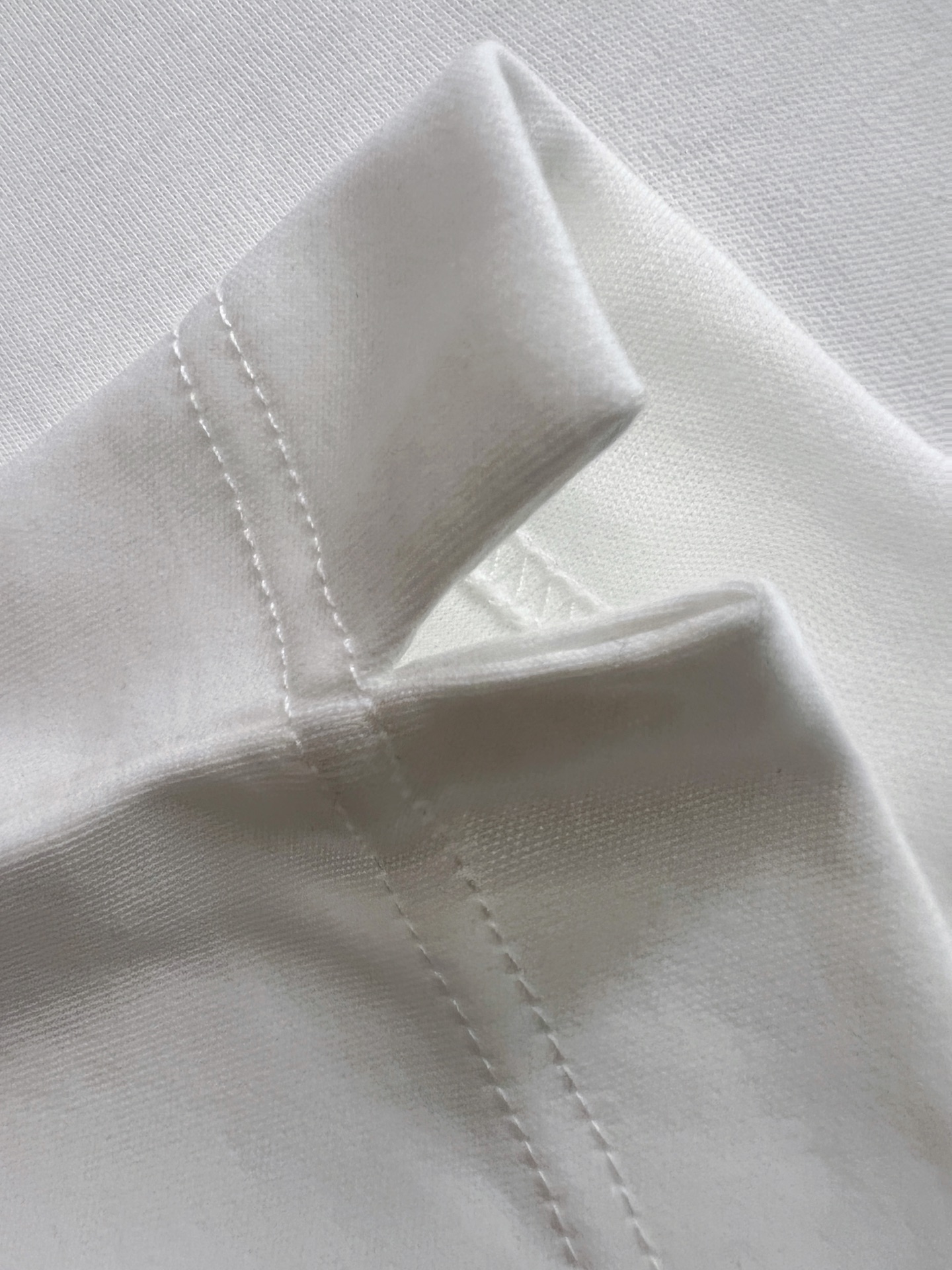 🌾Zegn*、双股丝光绝佳高品质进口牛奶丝T恤，渠道正品进口，定制丝光、特级面料，亲肤性绝佳，细节极致完