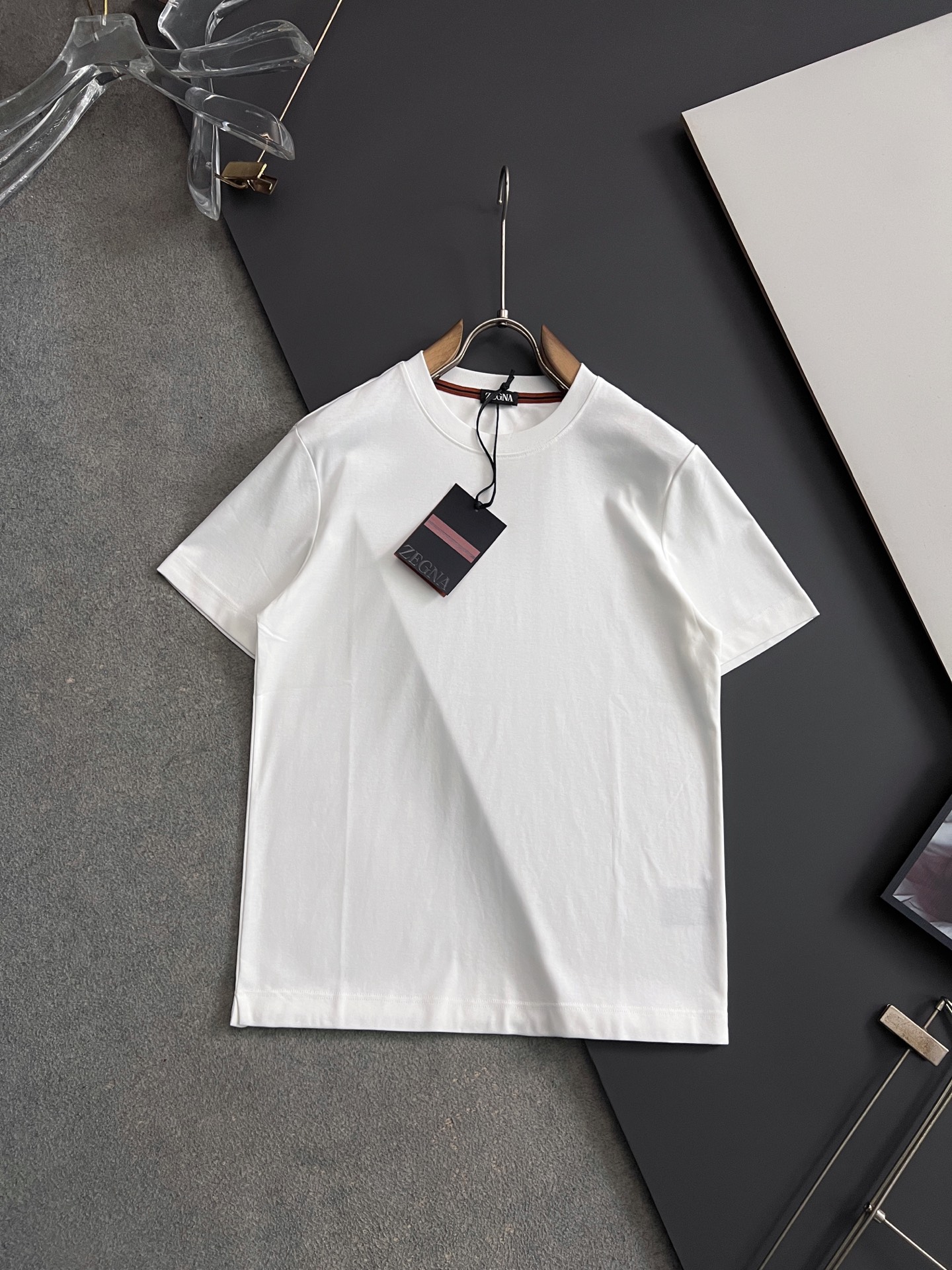 🌾Zegn*、双股丝光绝佳高品质进口牛奶丝T恤，渠道正品进口，定制丝光、特级面料，亲肤性绝佳，细节极致完