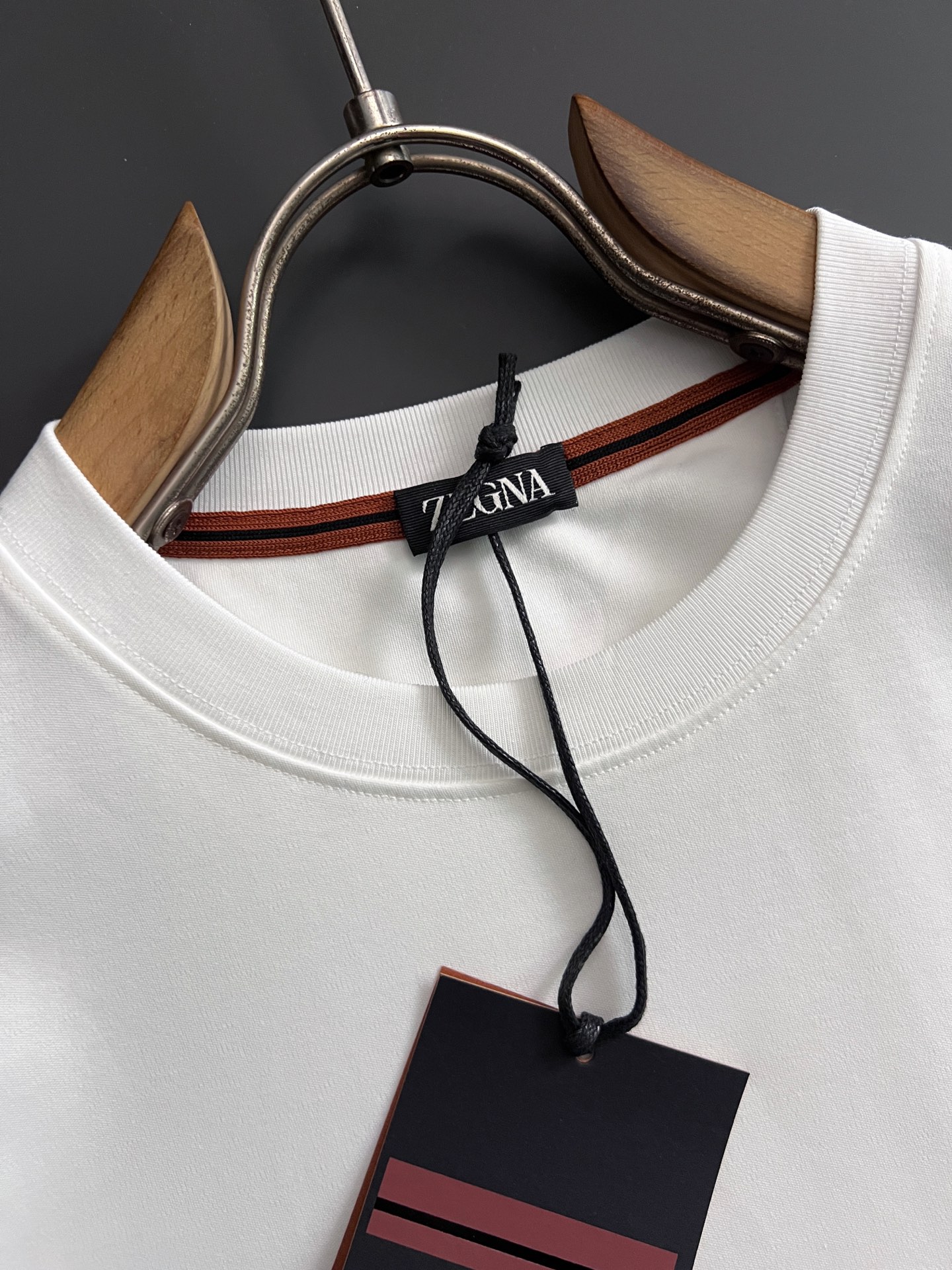 🌾Zegn*、双股丝光绝佳高品质进口牛奶丝T恤，渠道正品进口，定制丝光、特级面料，亲肤性绝佳，细节极致完