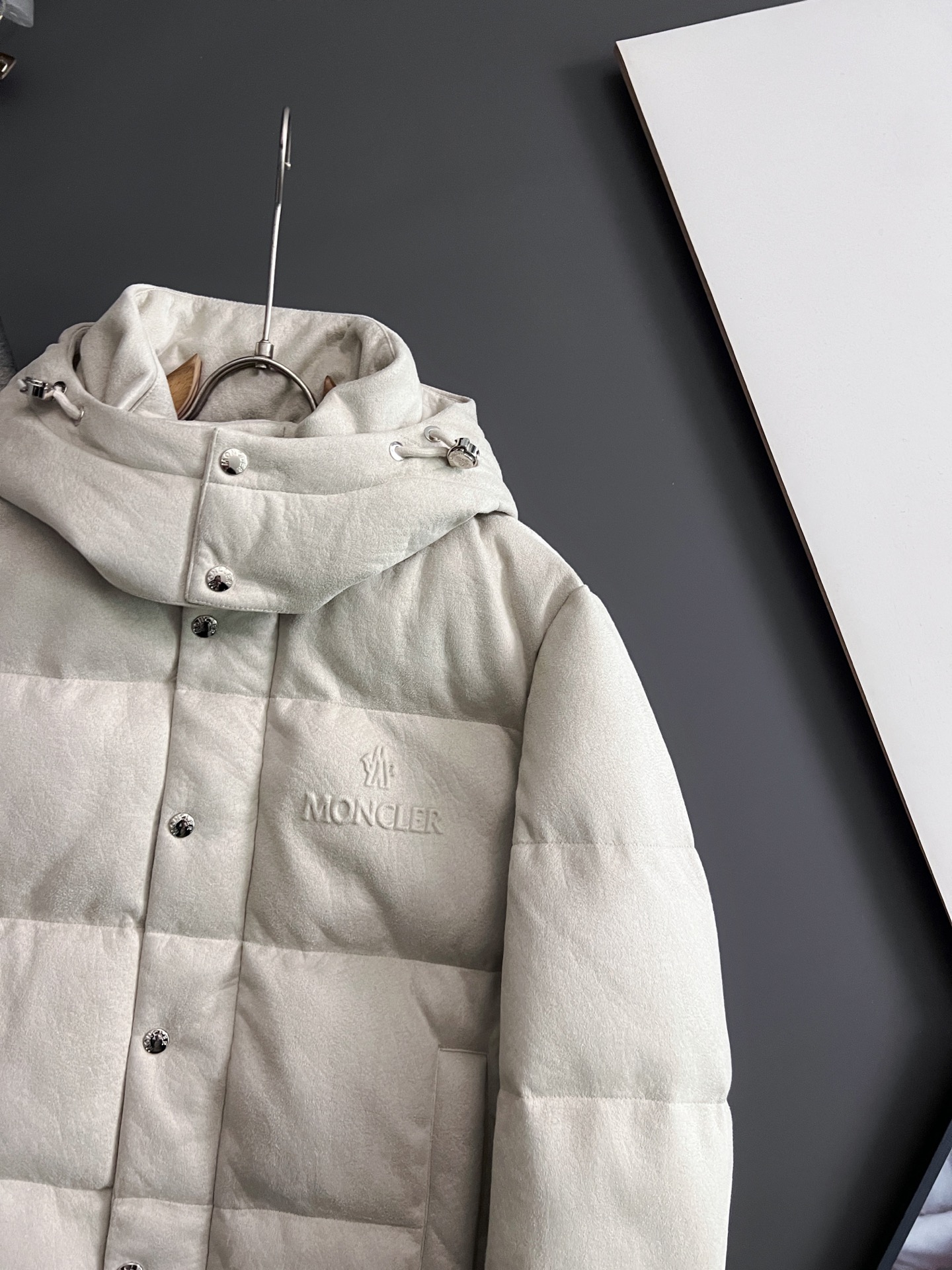 🌾Moncle*、2025秋冬新款羽绒服 原版1:1订制五金配件全进口原版定制 欢迎专柜对比 绝对的高品